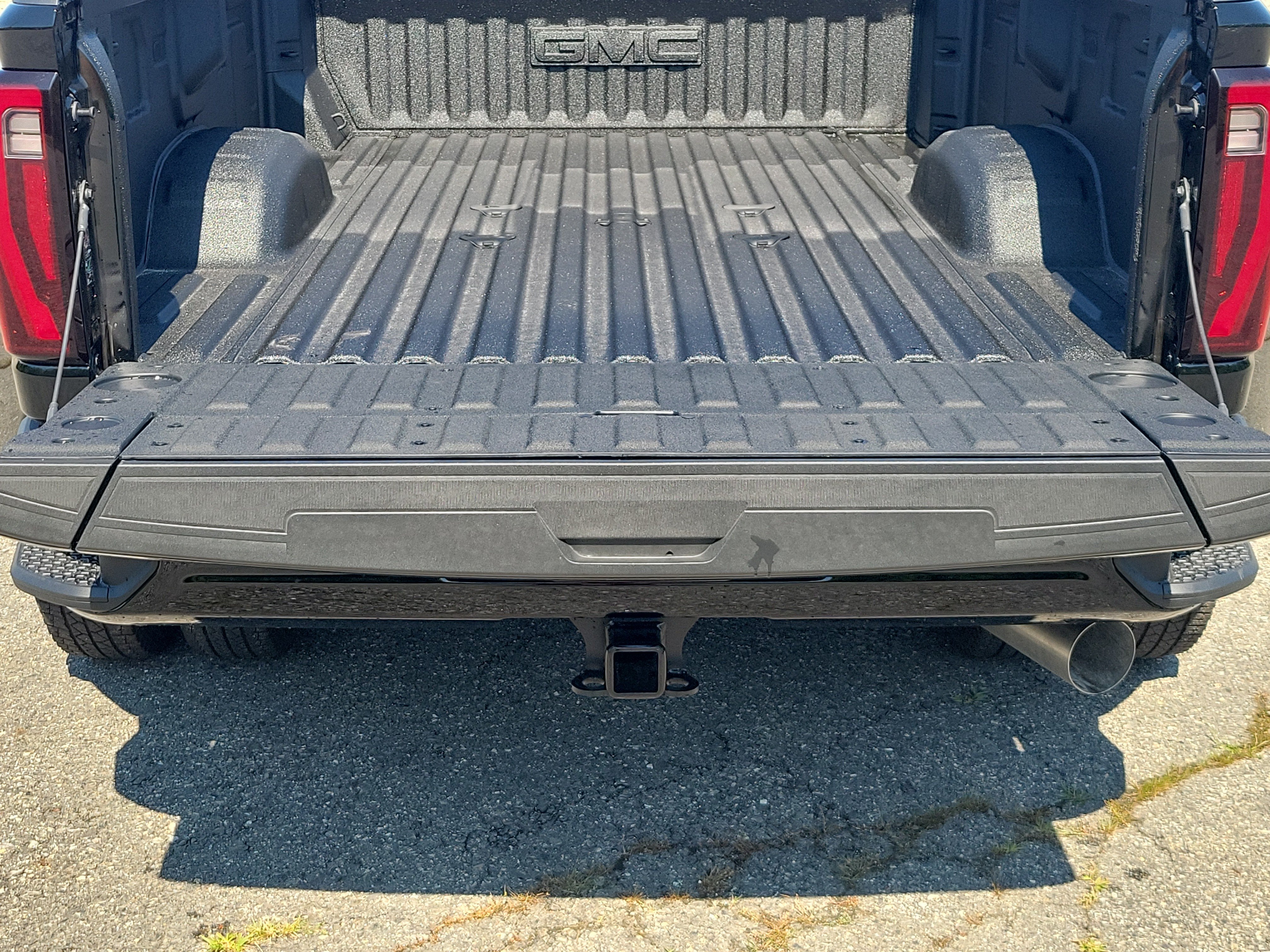 2026 GMC Sierra 3500 HD Denali Ultimate DRW