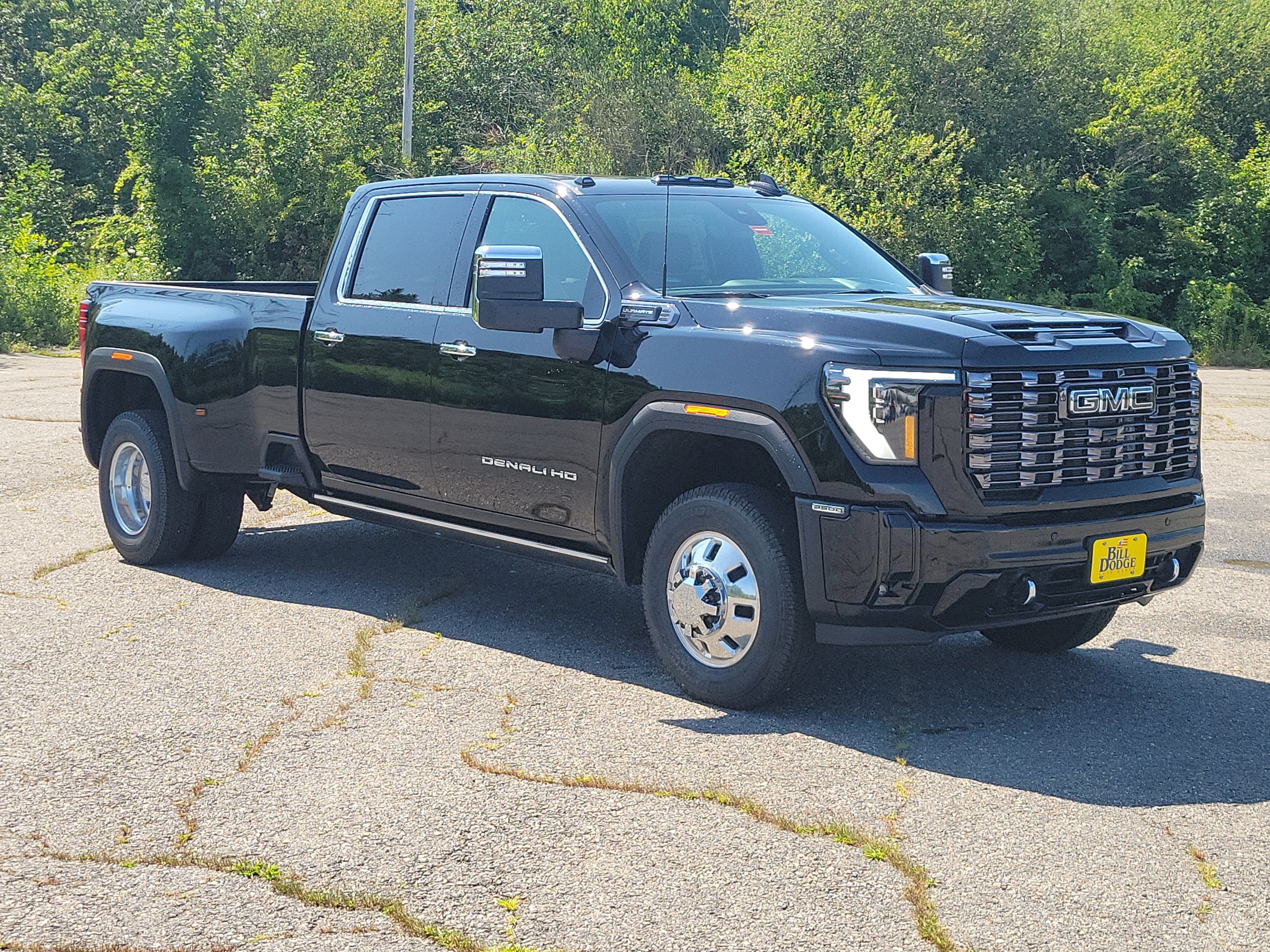 2026 GMC Sierra 3500 HD Denali Ultimate DRW