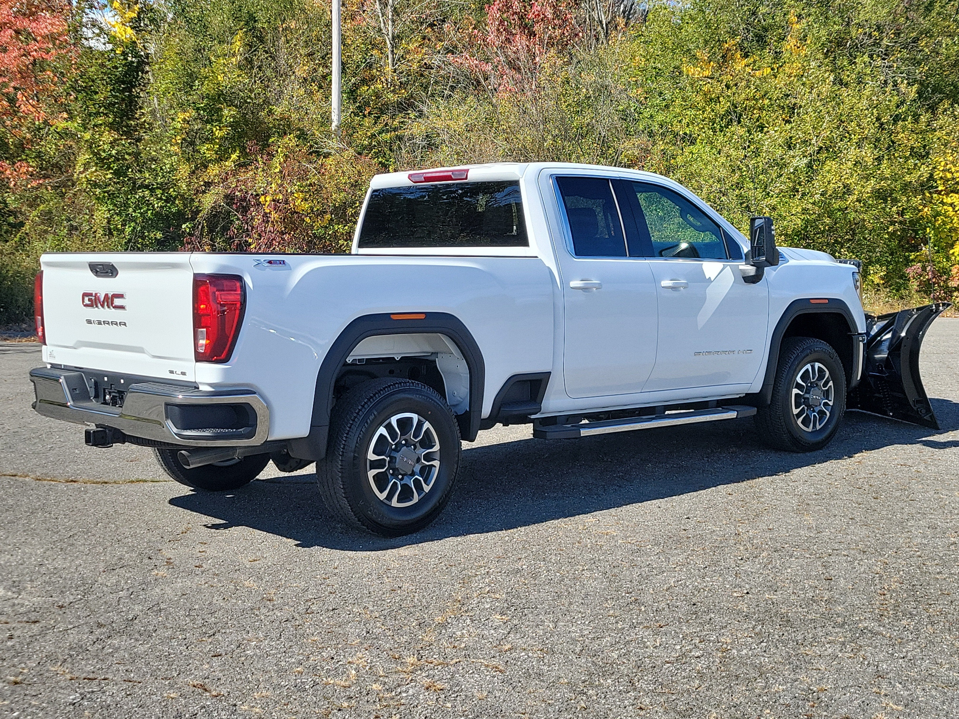 2026 GMC Sierra 2500 HD SLE