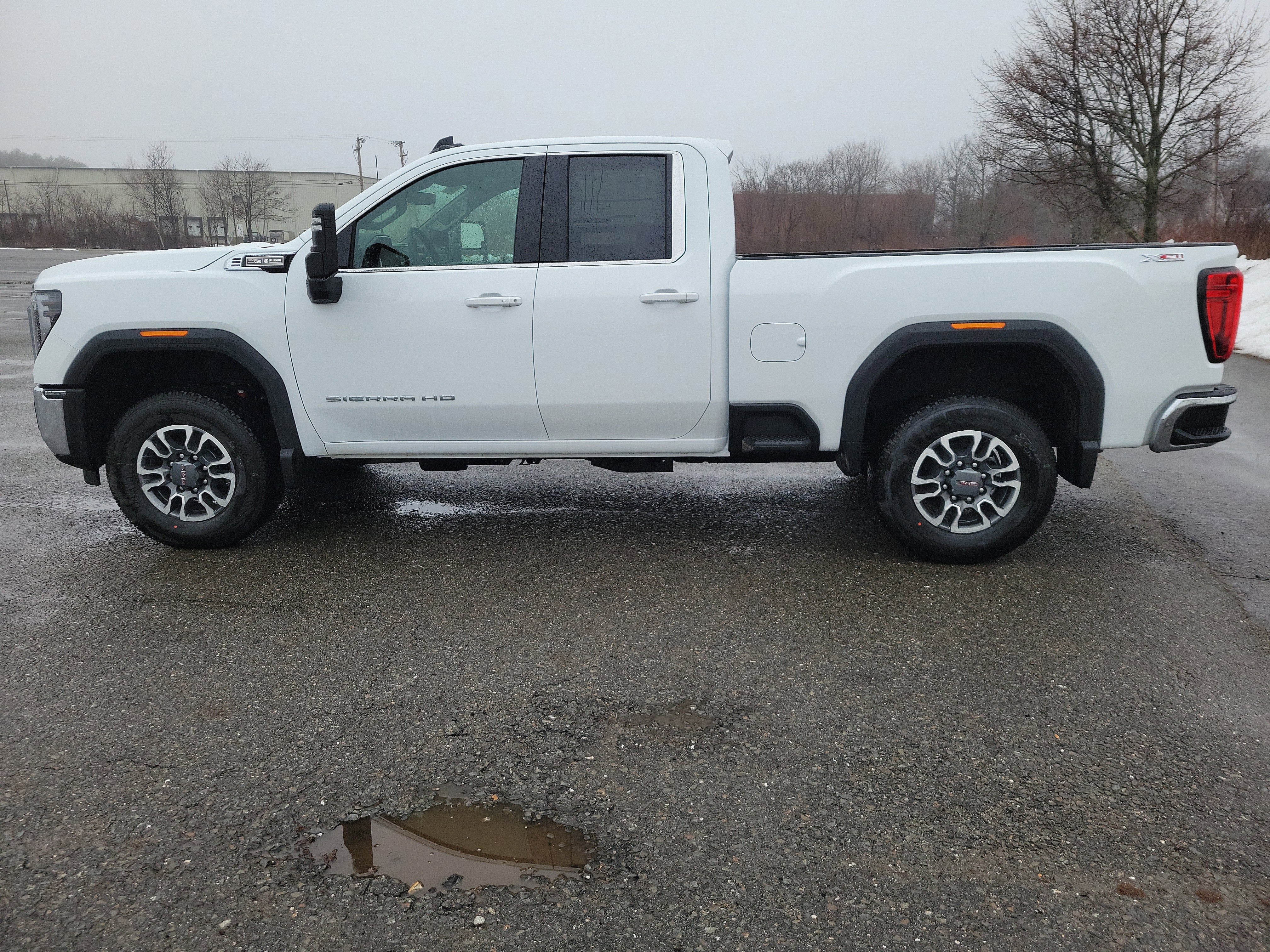 2026 GMC Sierra 2500 HD SLE