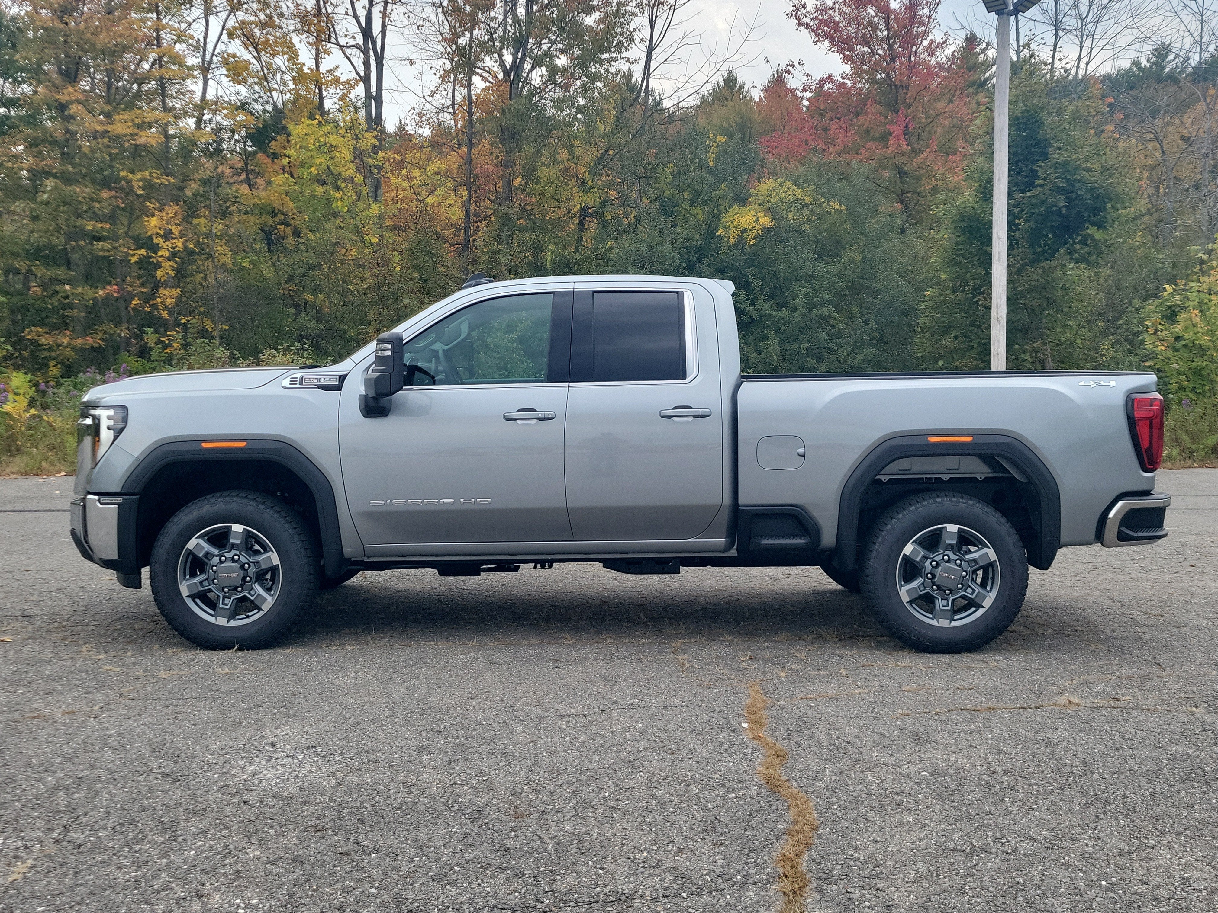 2026 GMC Sierra 2500 HD SLE