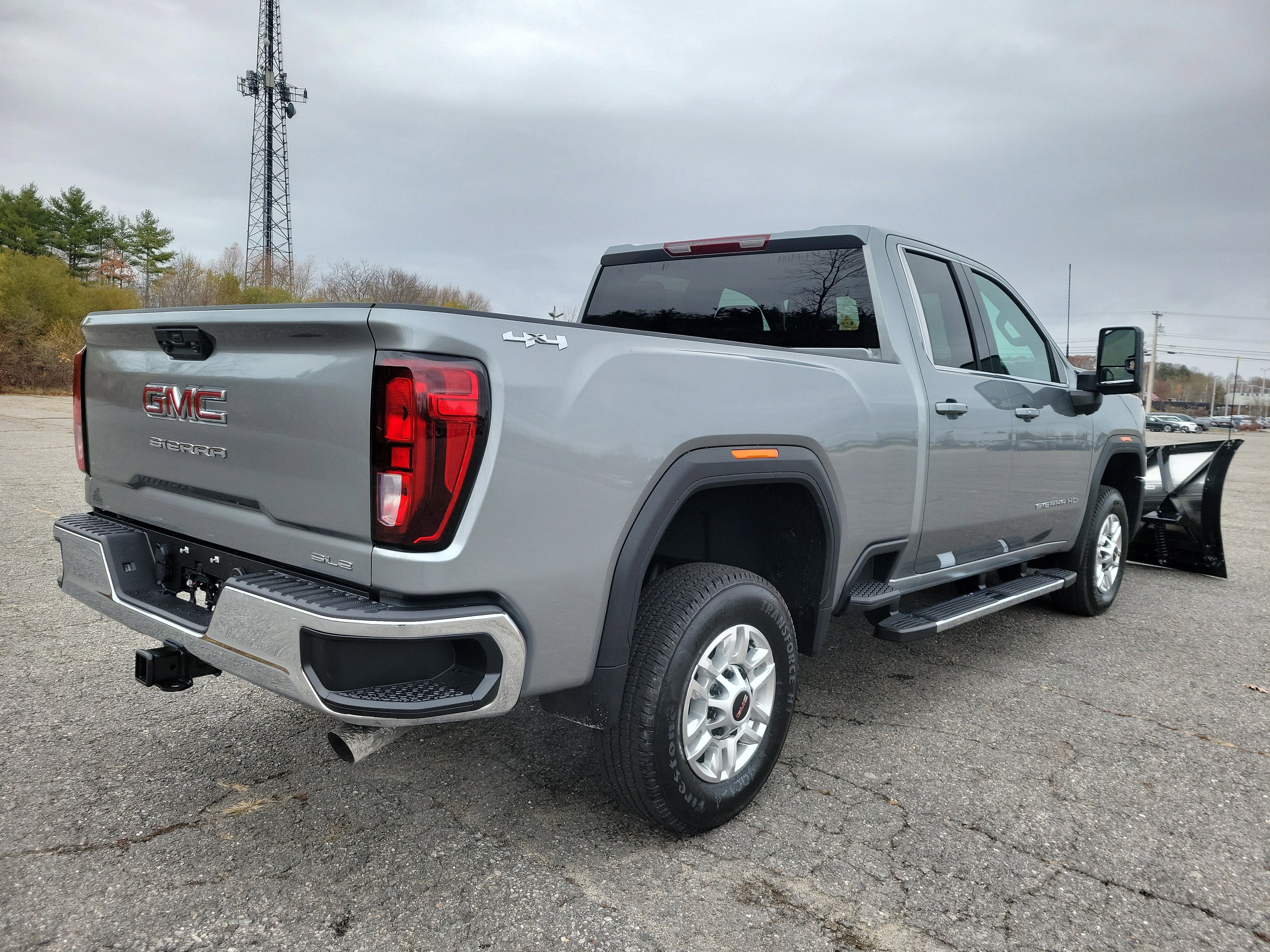 2026 GMC Sierra 2500 HD SLE