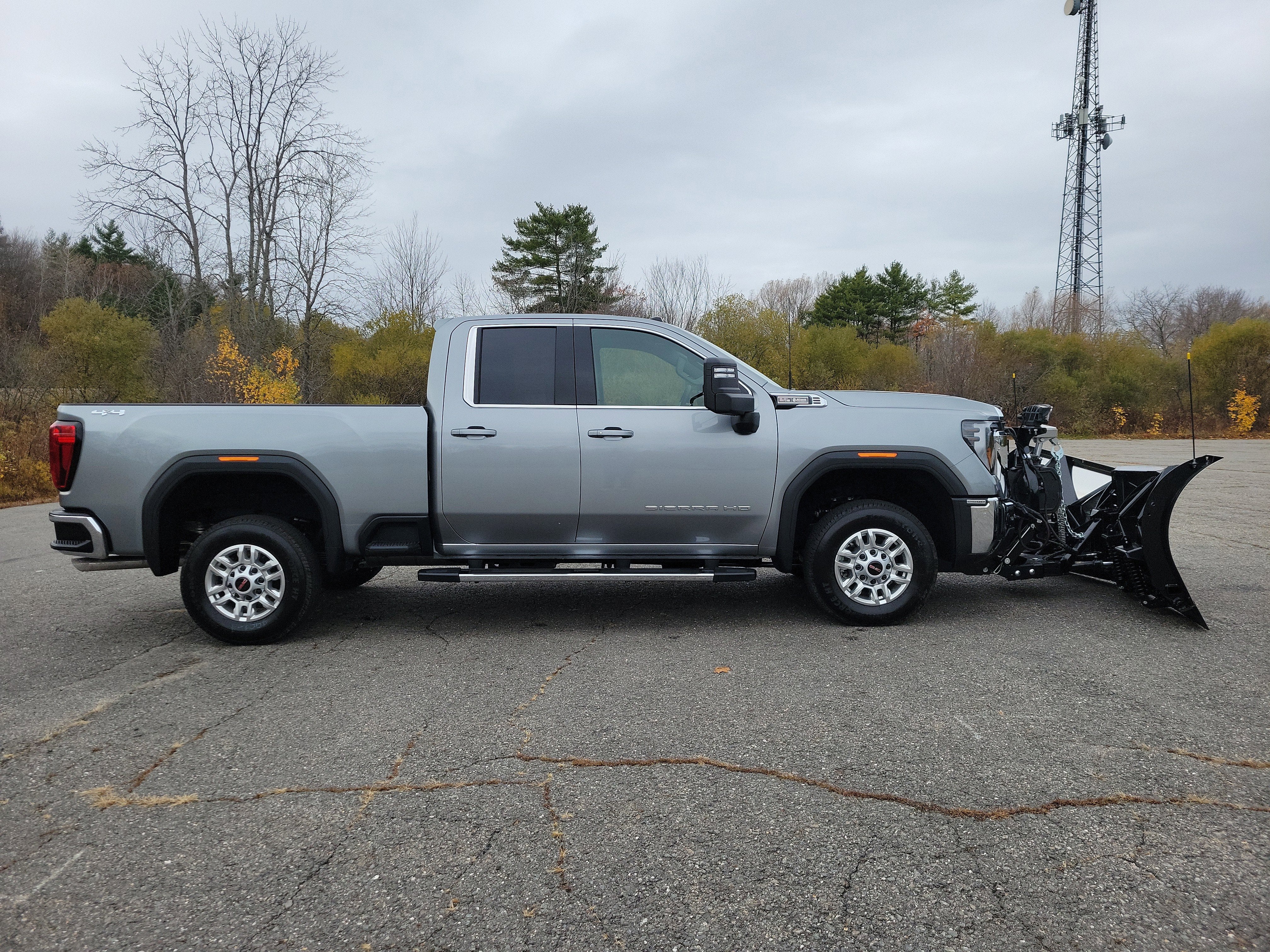 2026 GMC Sierra 2500 HD SLE