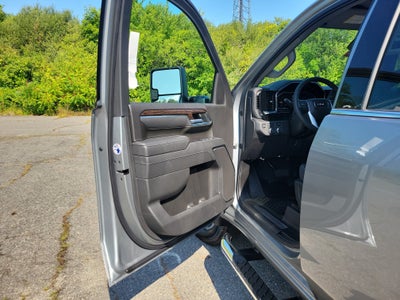 2026 GMC Sierra 3500 HD SLE
