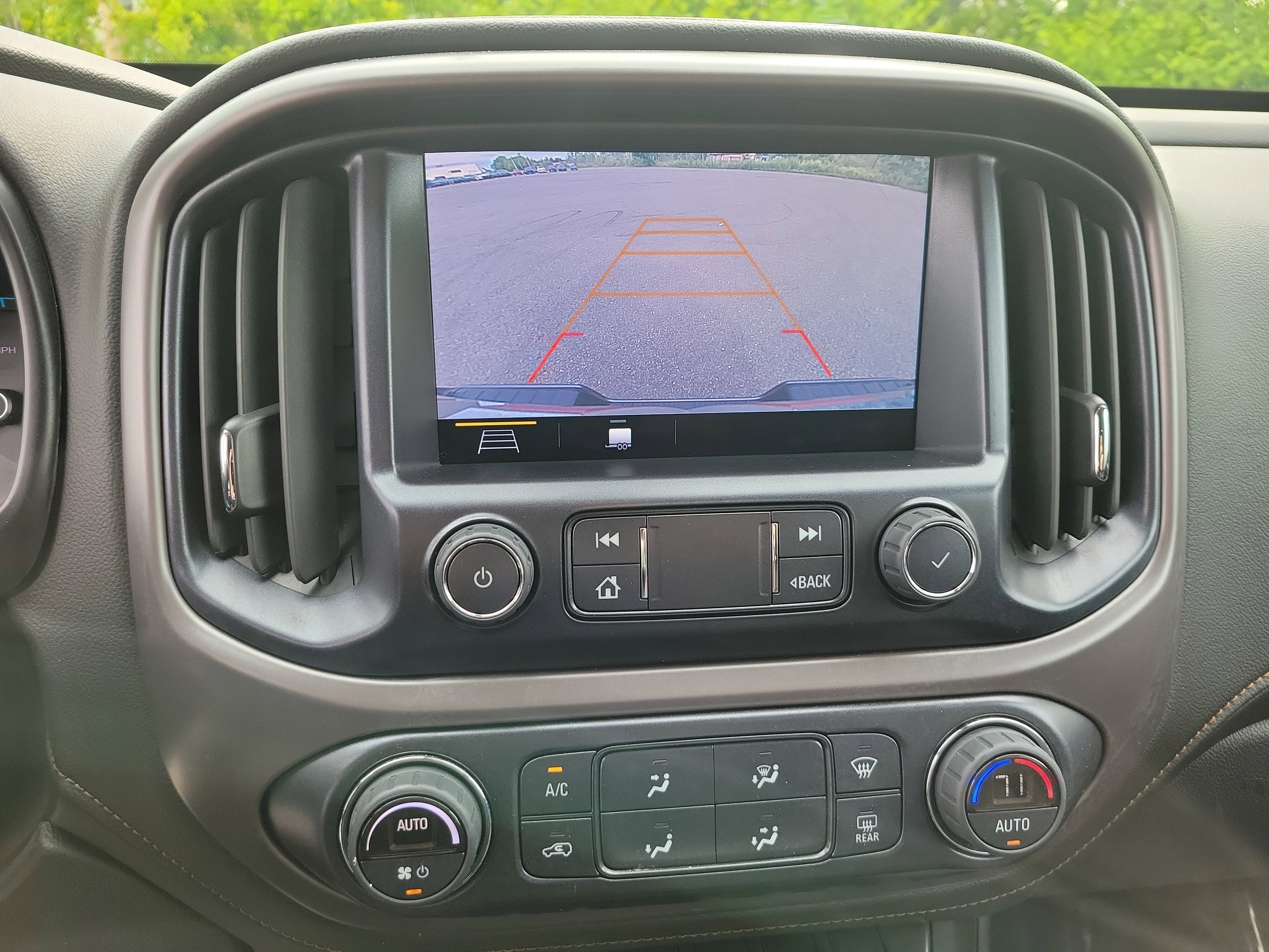 2022 GMC Canyon AT4 - Leather