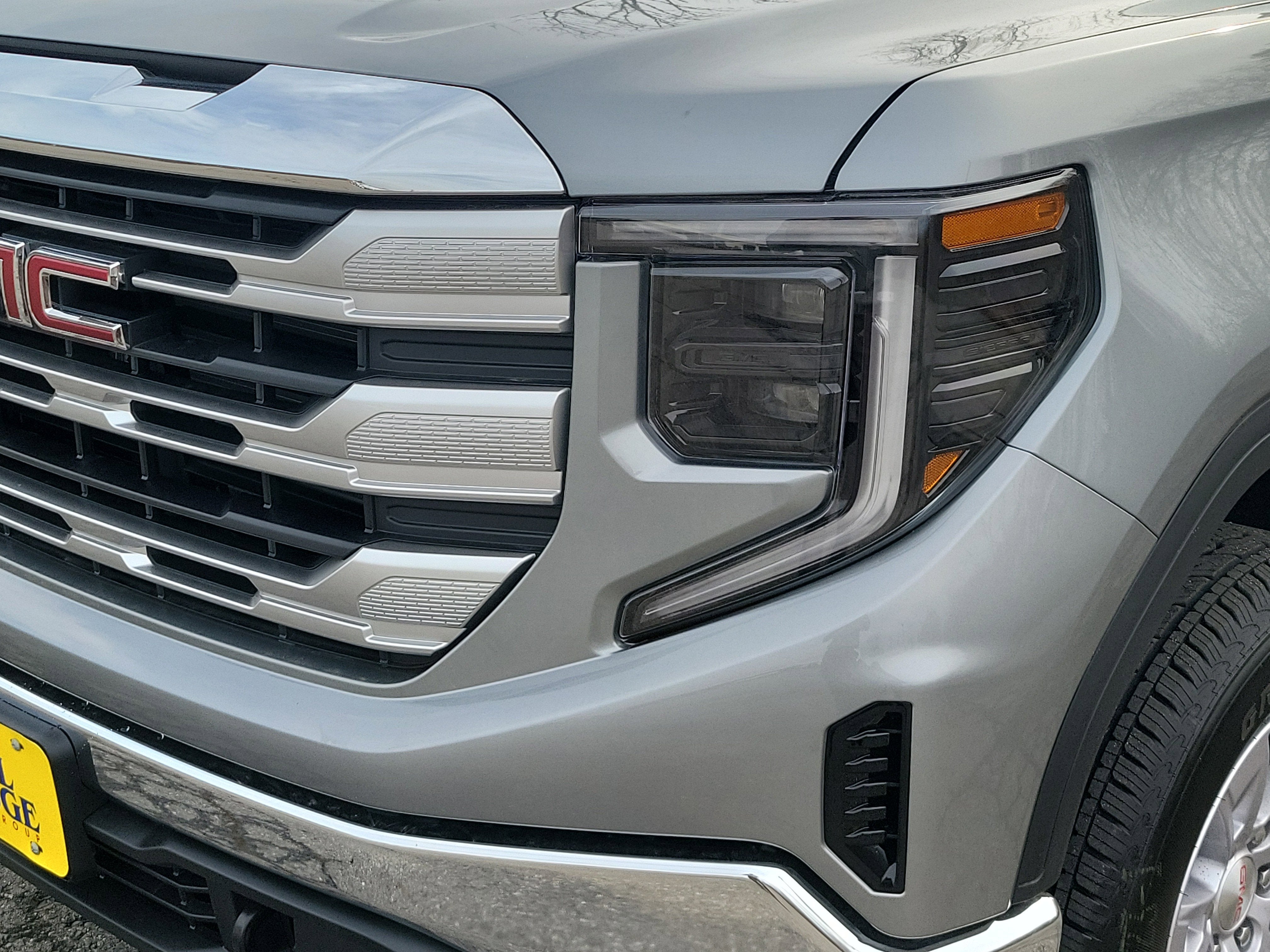 2026 GMC Sierra 1500 SLE