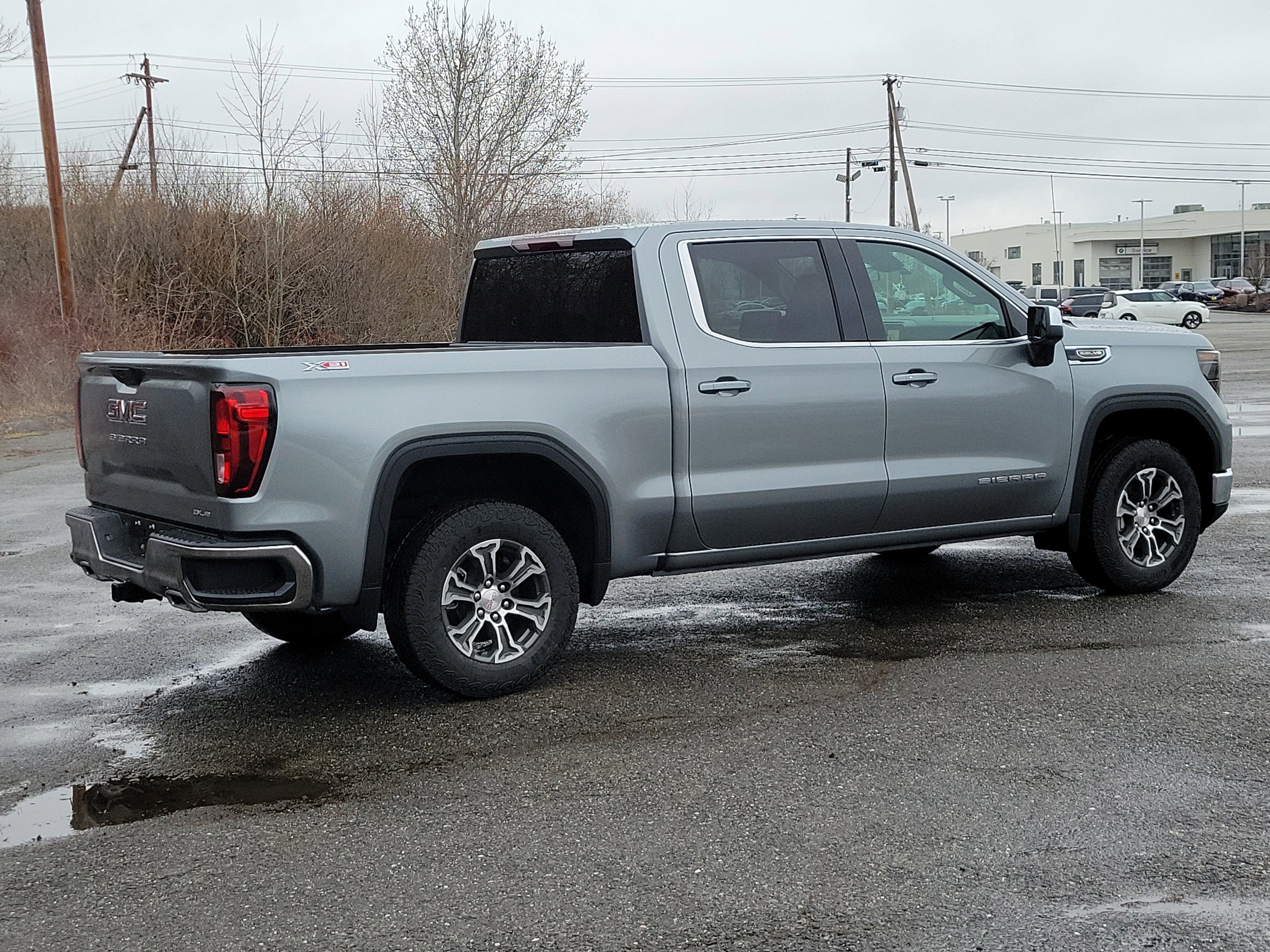 2026 GMC Sierra 1500 SLE