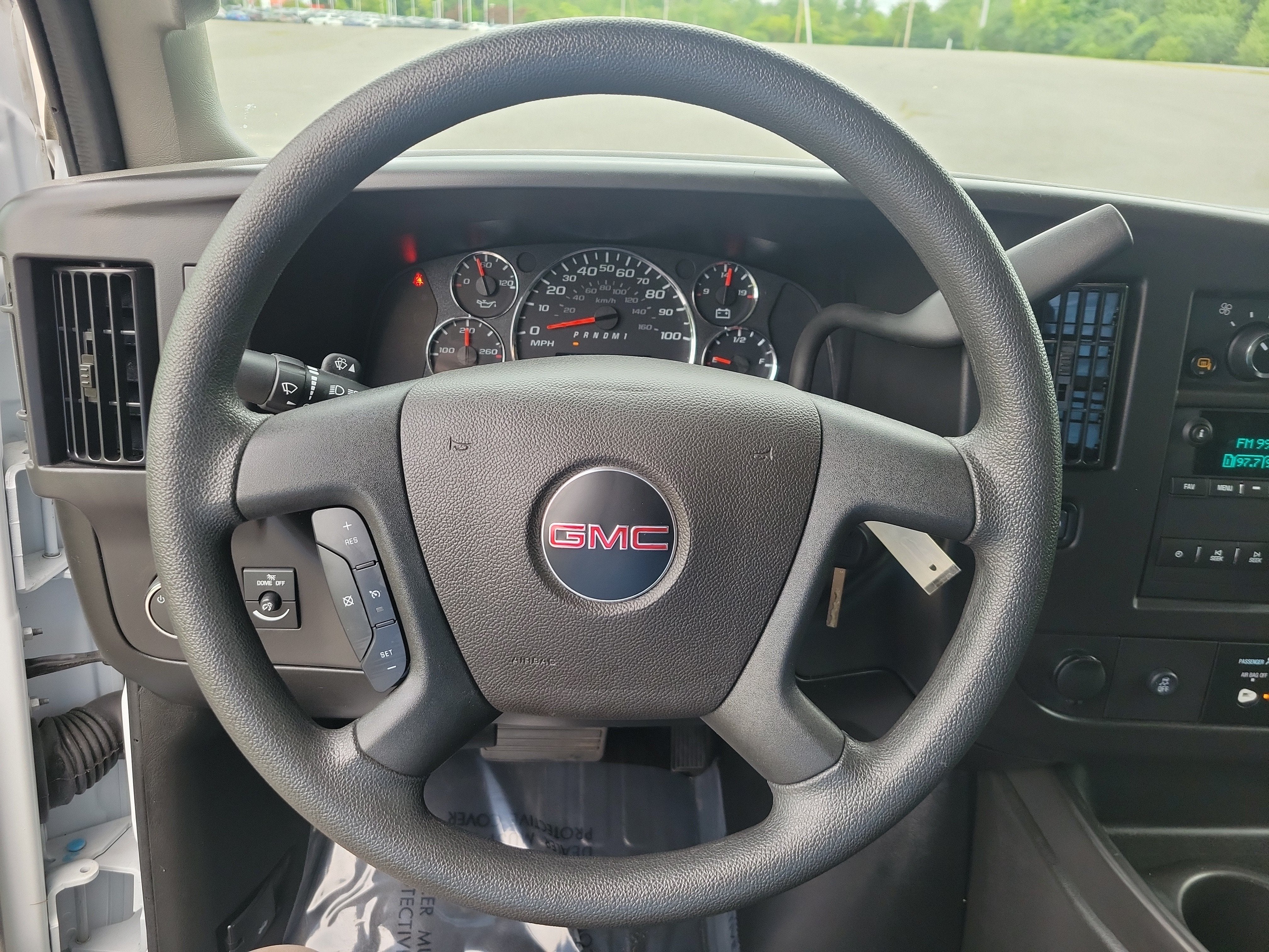 2025 GMC Savana Cargo Work Van