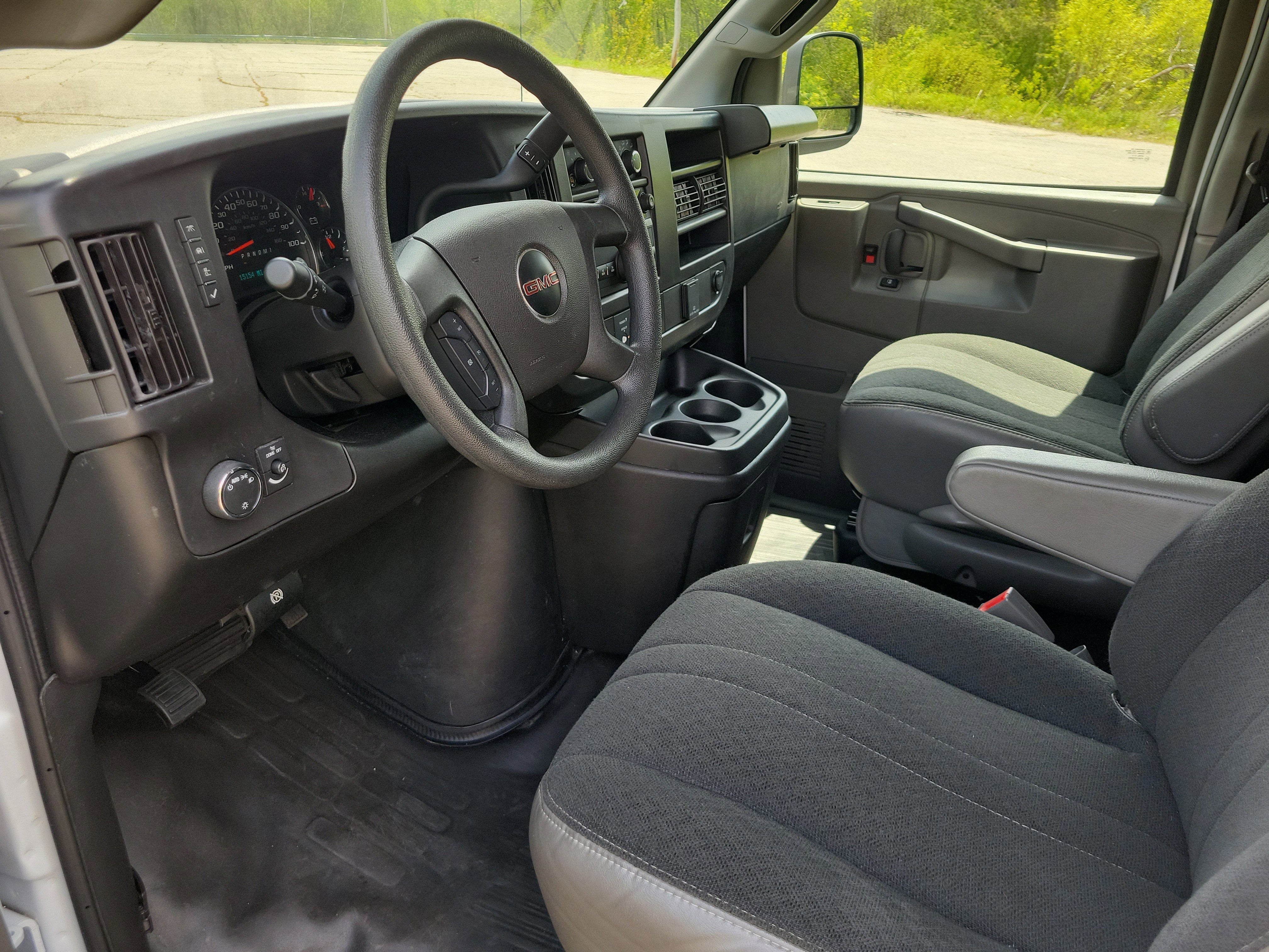 2024 GMC Savana Cargo 2500 Work Van