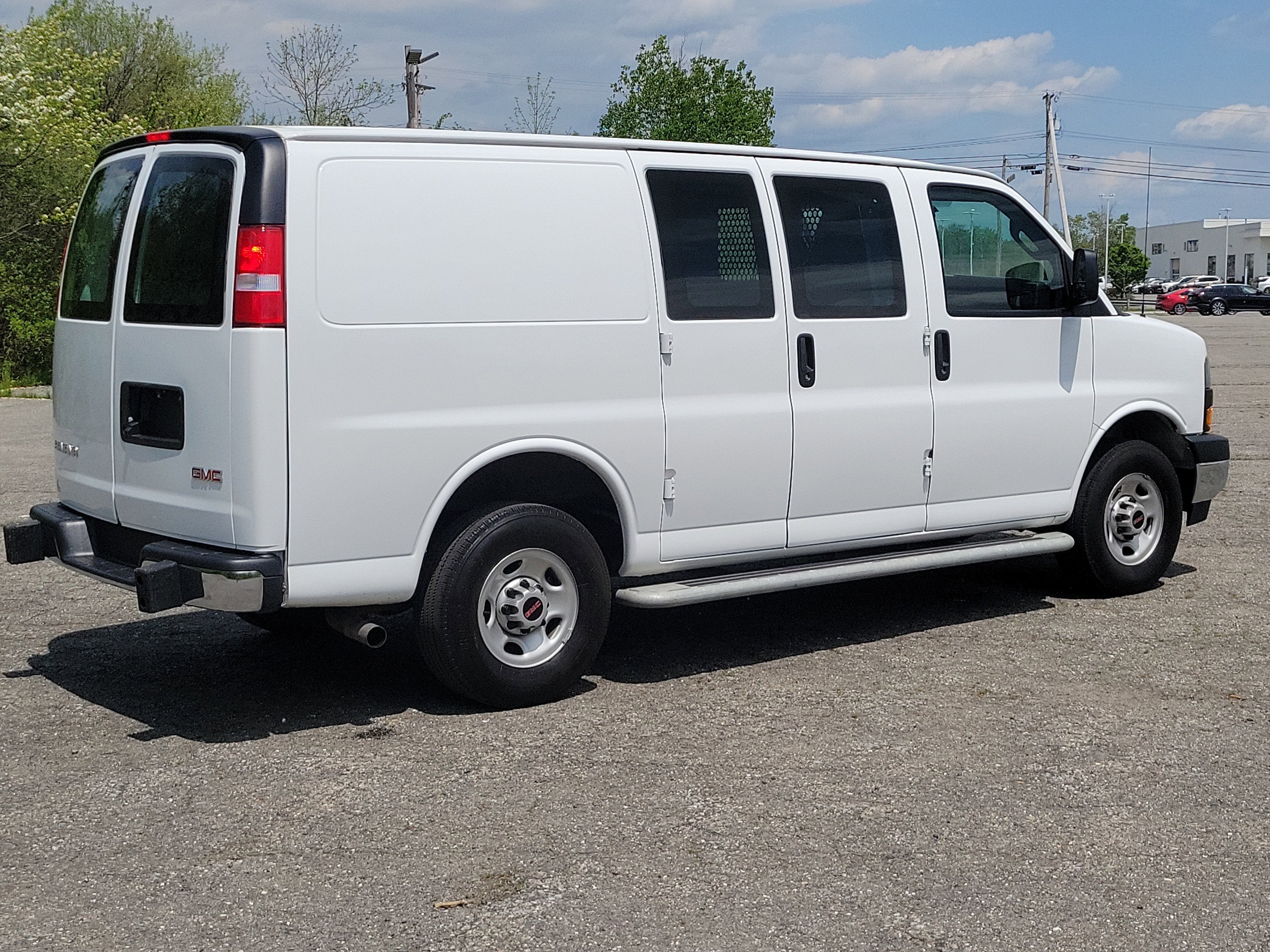 2024 GMC Savana Cargo 2500 Work Van