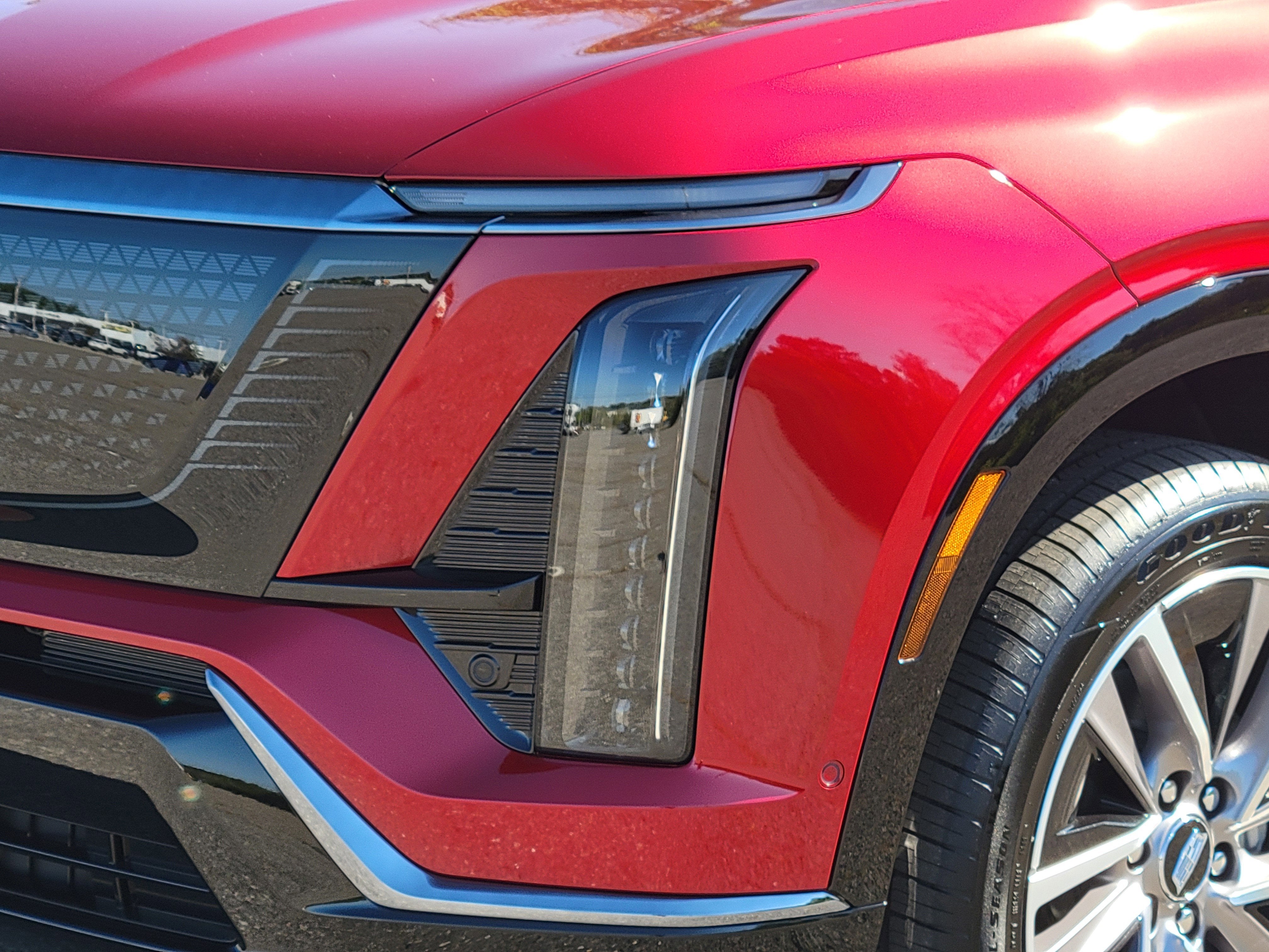 2026 Cadillac VISTIQ Sport