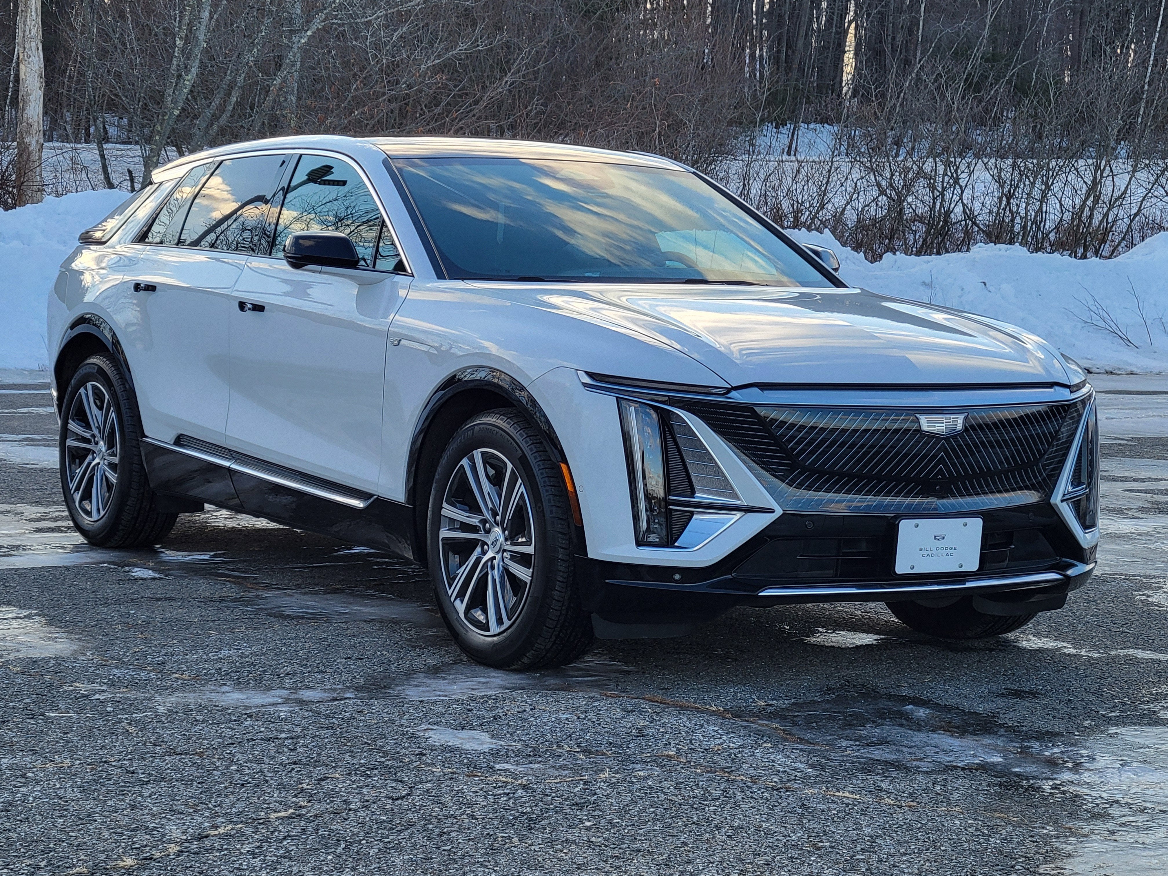 2025 Cadillac LYRIQ Luxury 1