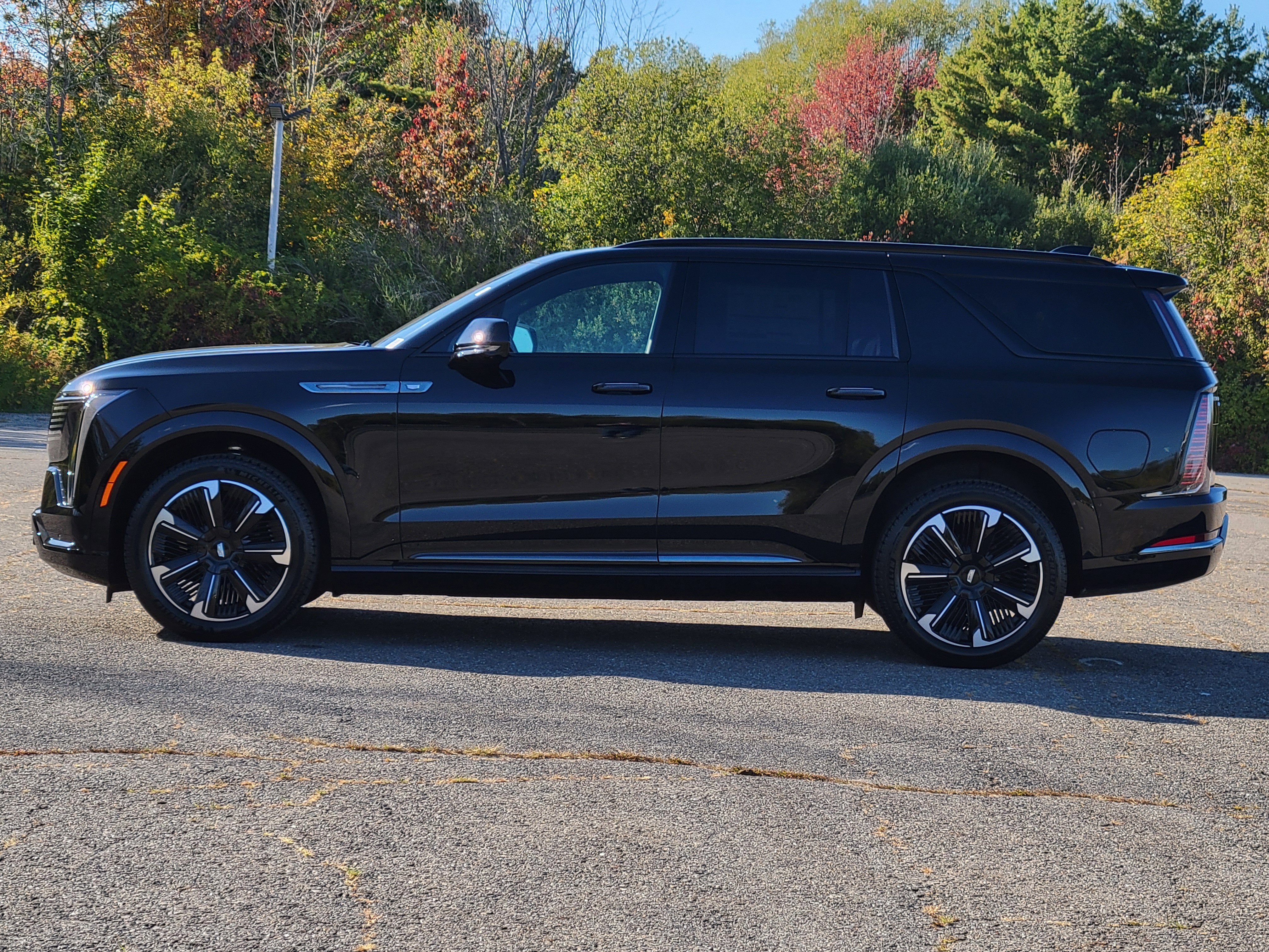 2026 Cadillac ESCALADE IQL Sport