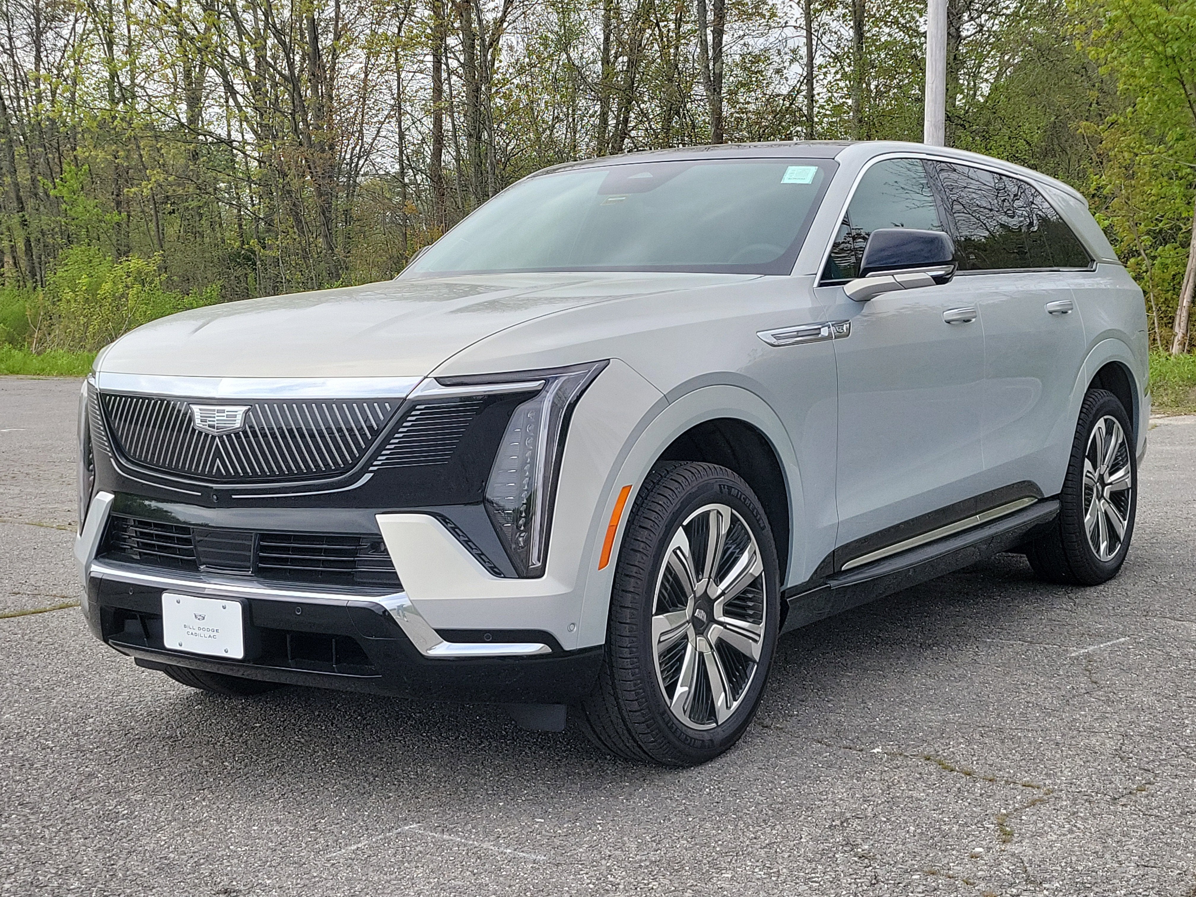 2025 Cadillac ESCALADE IQ Luxury 2