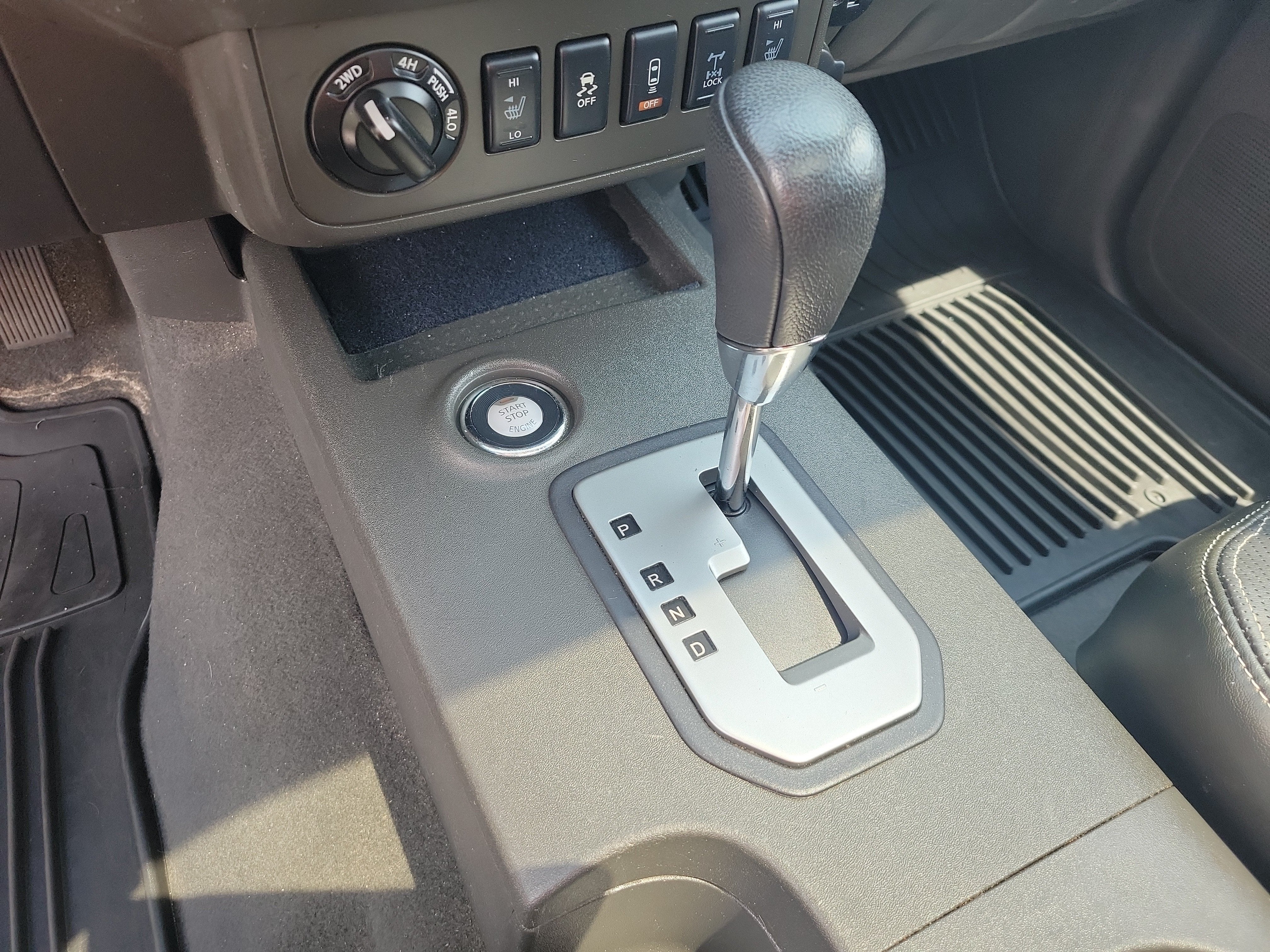 2020 Nissan Frontier Crew Cab PRO-4X 4x4