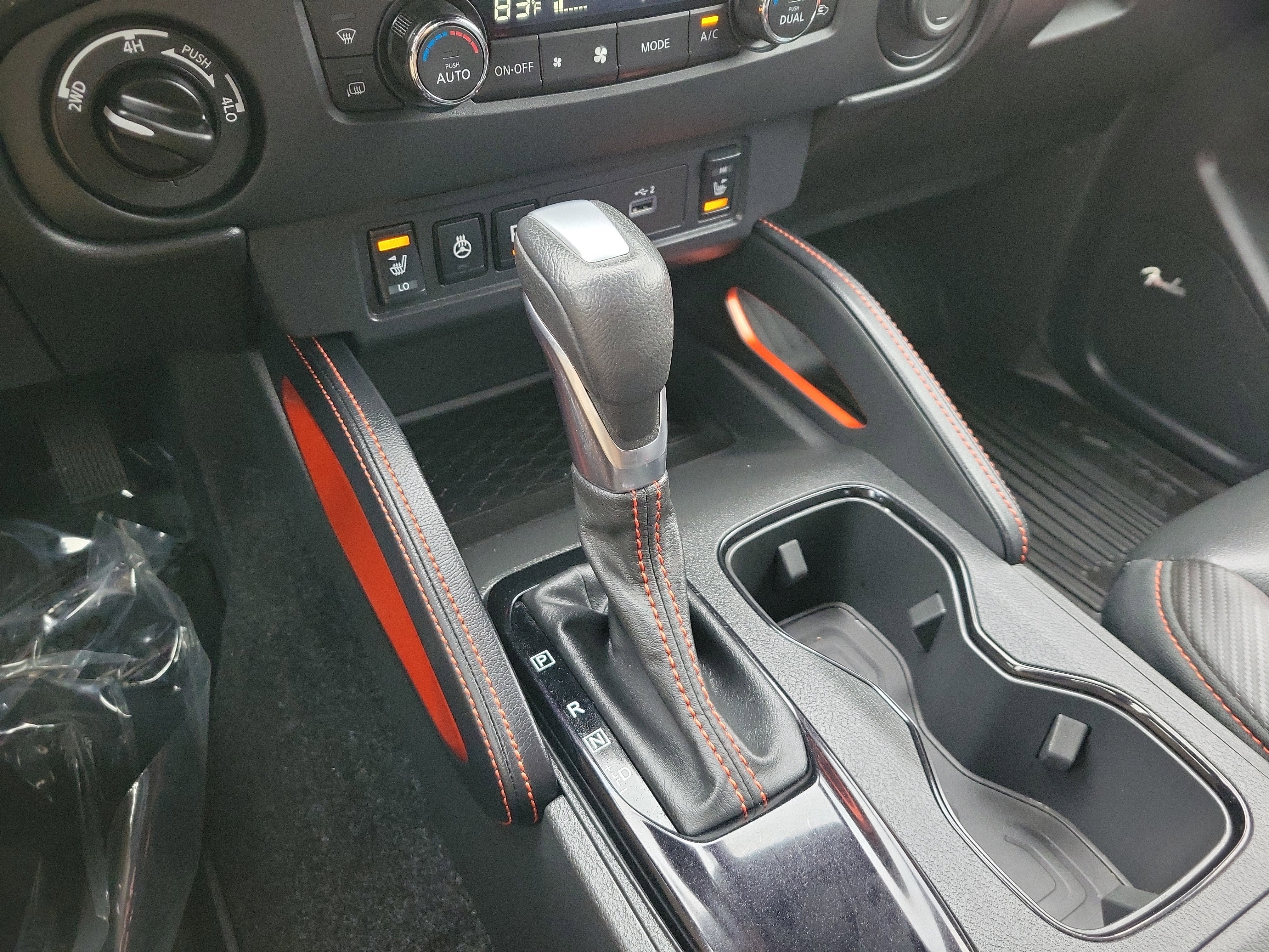2023 Nissan Frontier Crew Cab PRO-4X 4x4