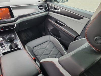 2024 Volkswagen Atlas 2.0T Peak Edition SEL