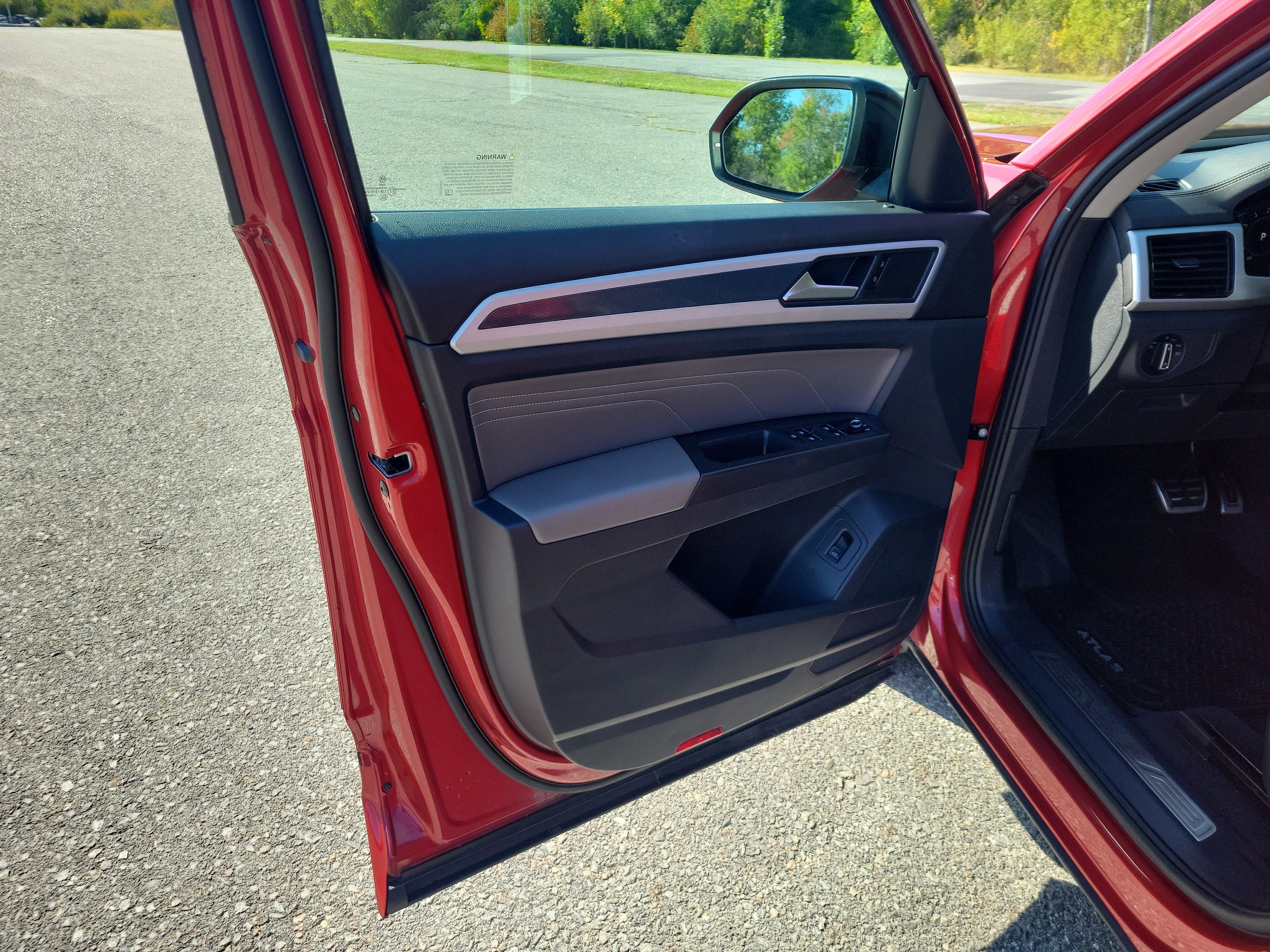 2022 Volkswagen Atlas 3.6L V6 SEL R-Line Black