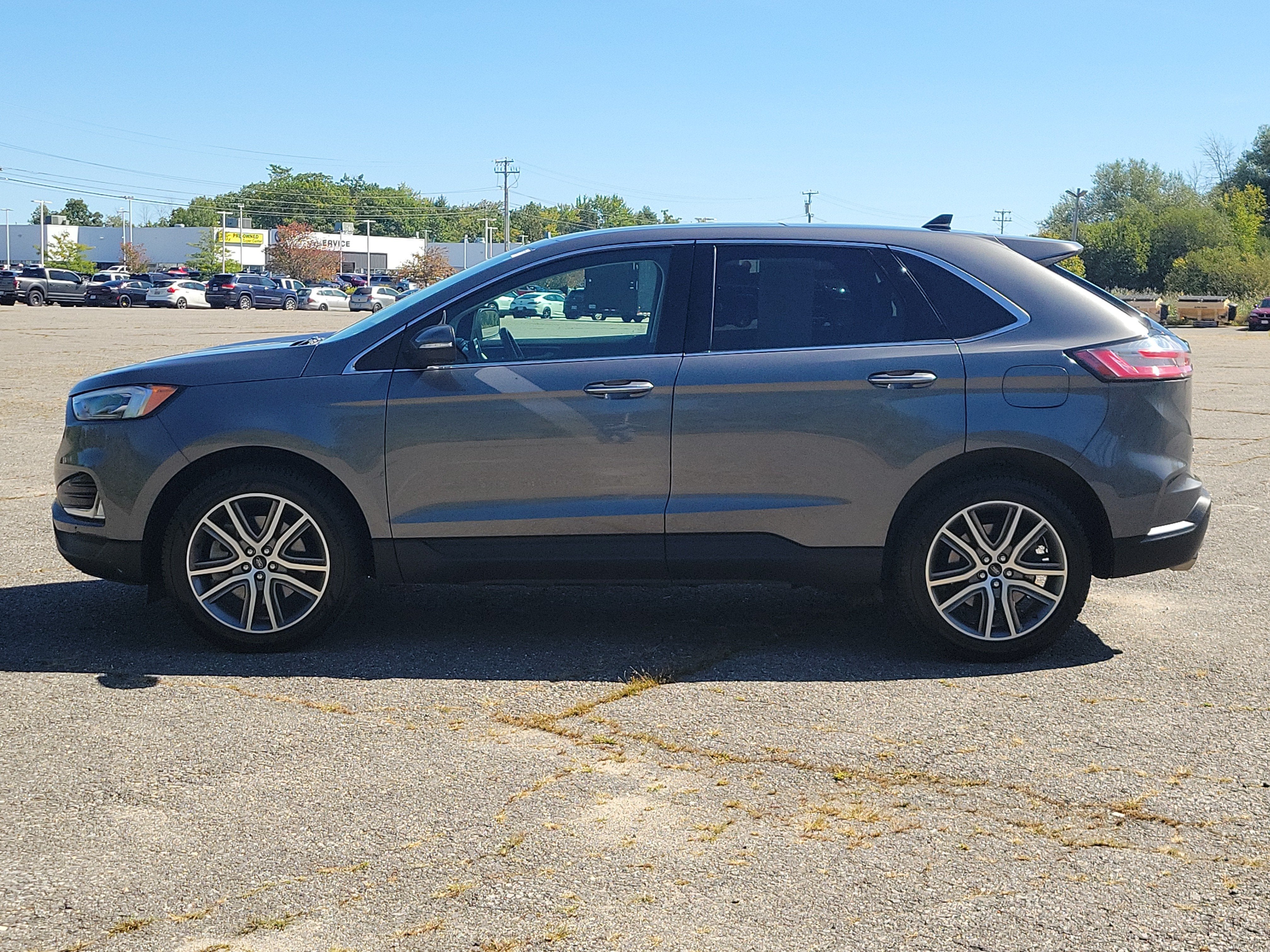 2024 Ford Edge Titanium
