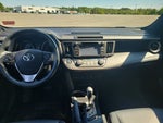 2017 Toyota RAV4 SE