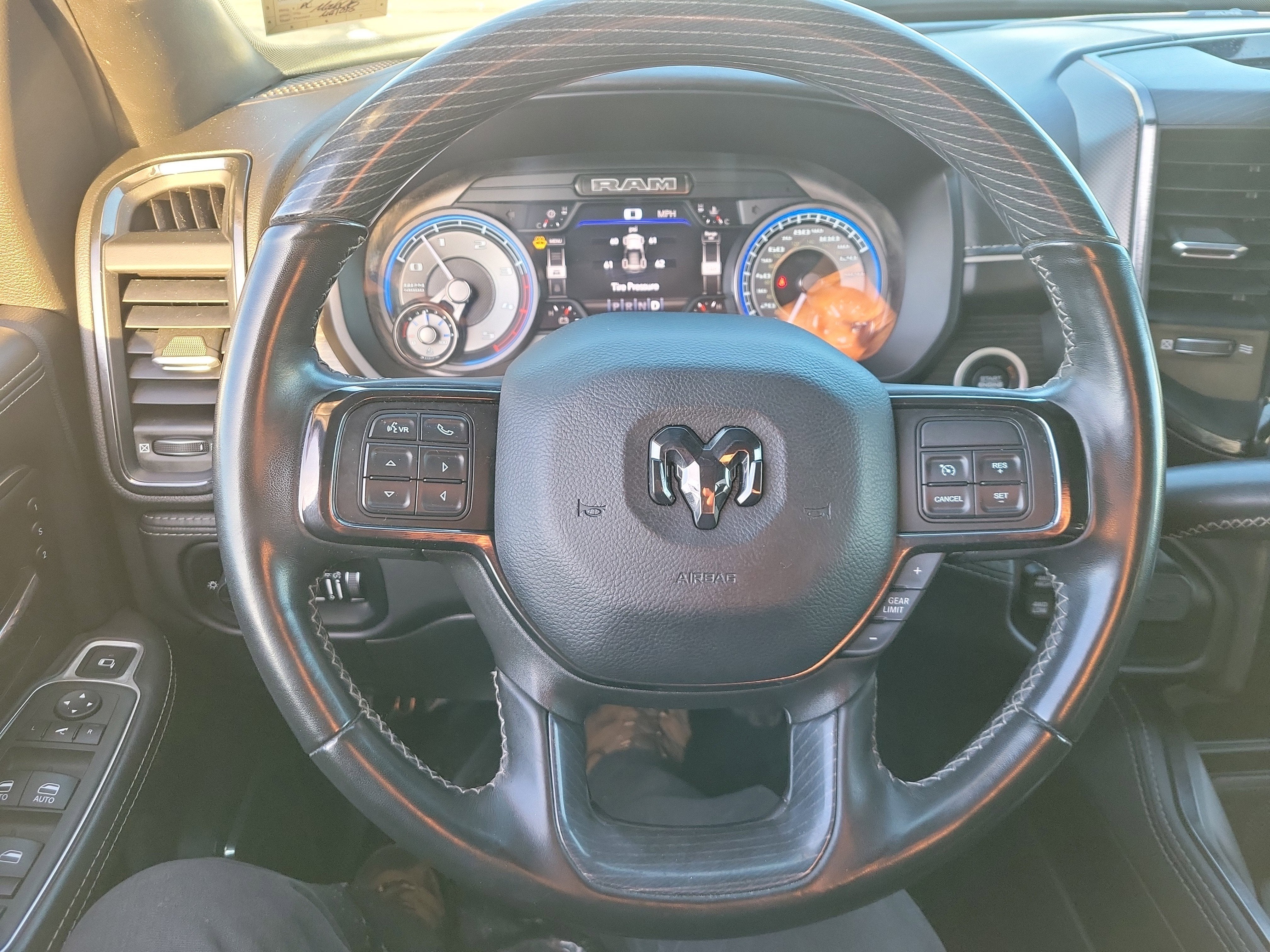2022 RAM 2500 Limited Crew Cab 4x4 6'4" Box