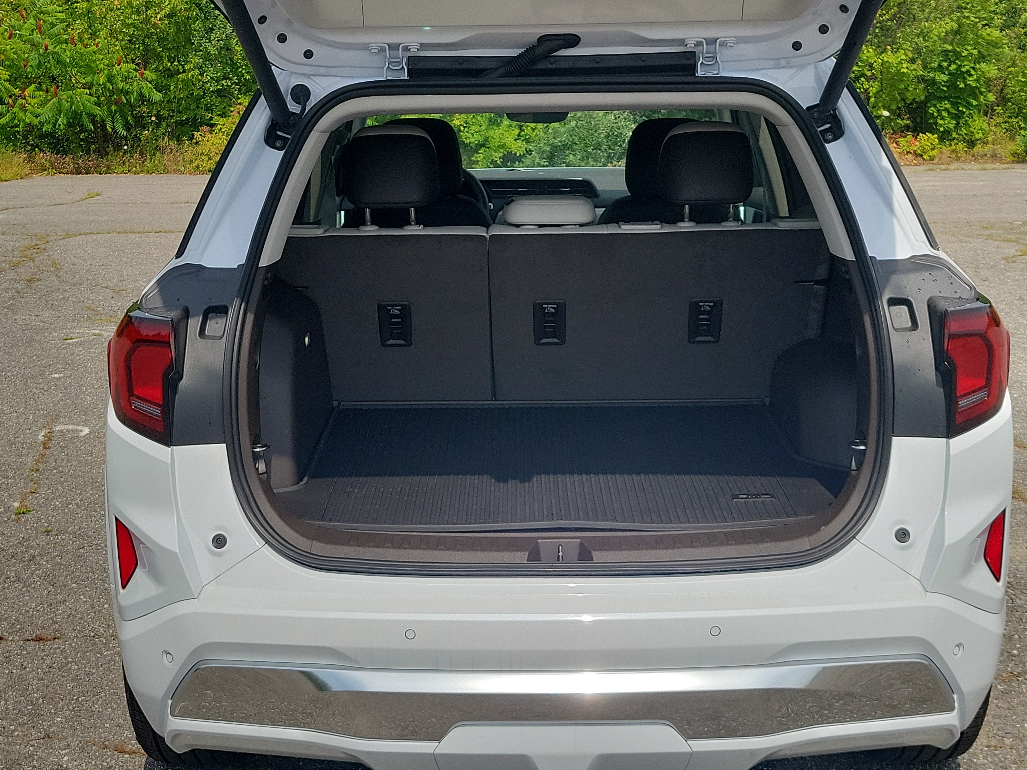 2027 GMC Terrain Elevation - Photo 16