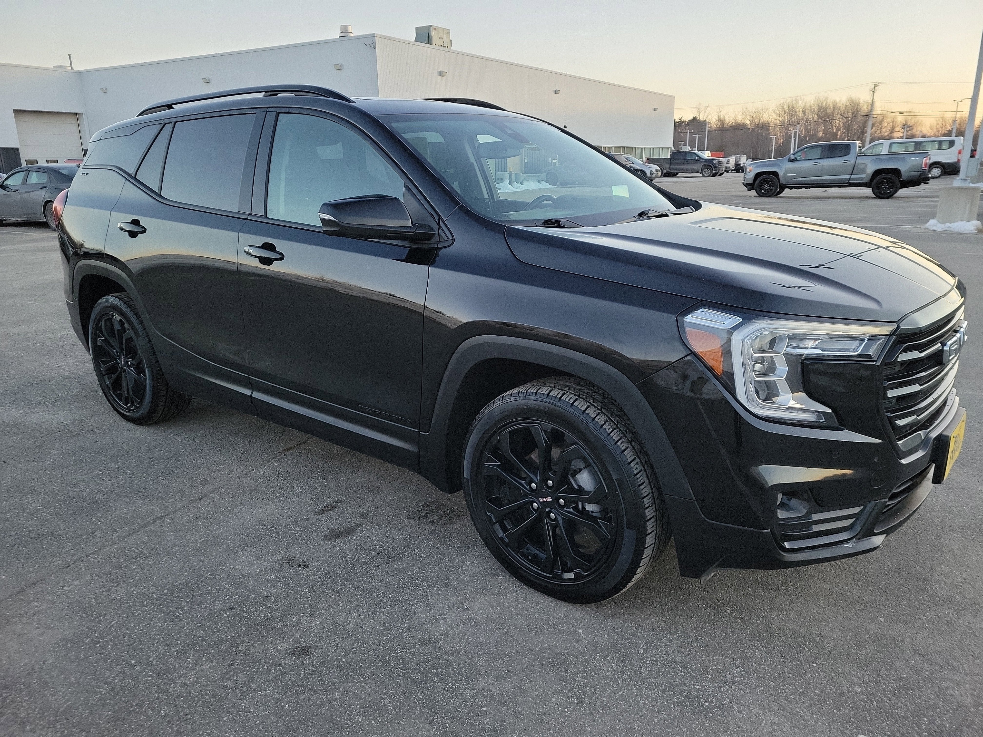 2022 GMC Terrain SLT