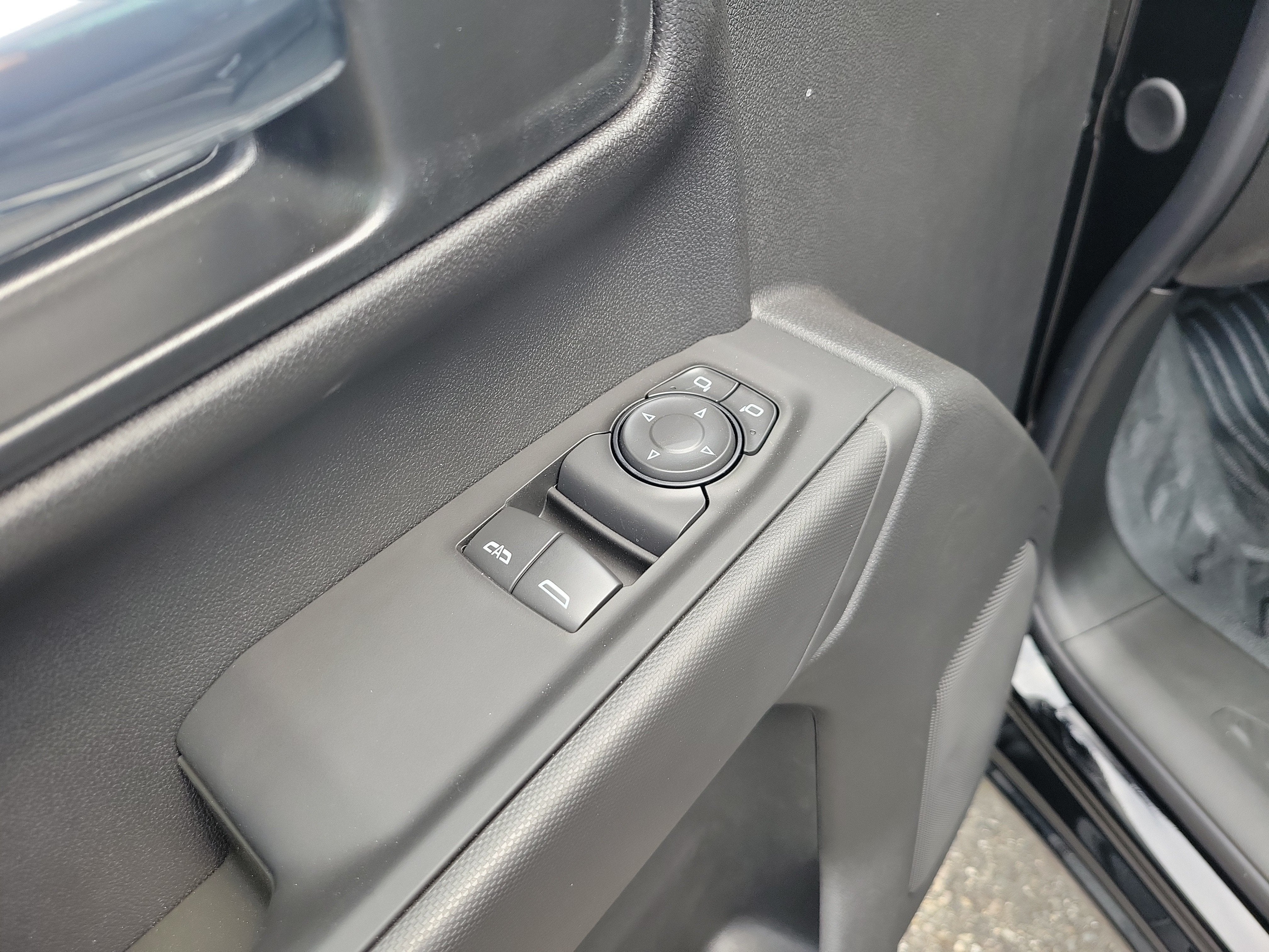 2026 GMC Sierra 1500 Pro - Photo 18