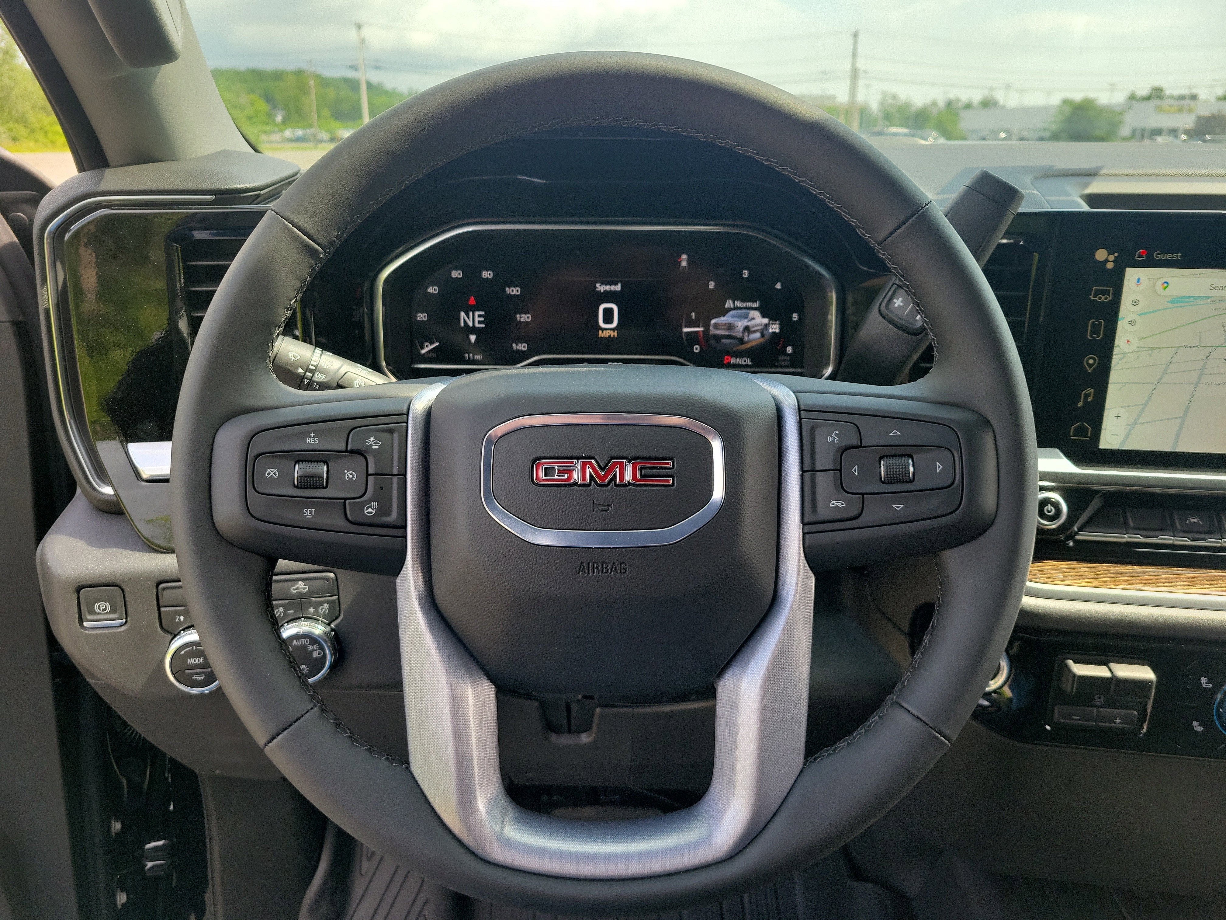 2025 GMC Sierra 1500 SLE