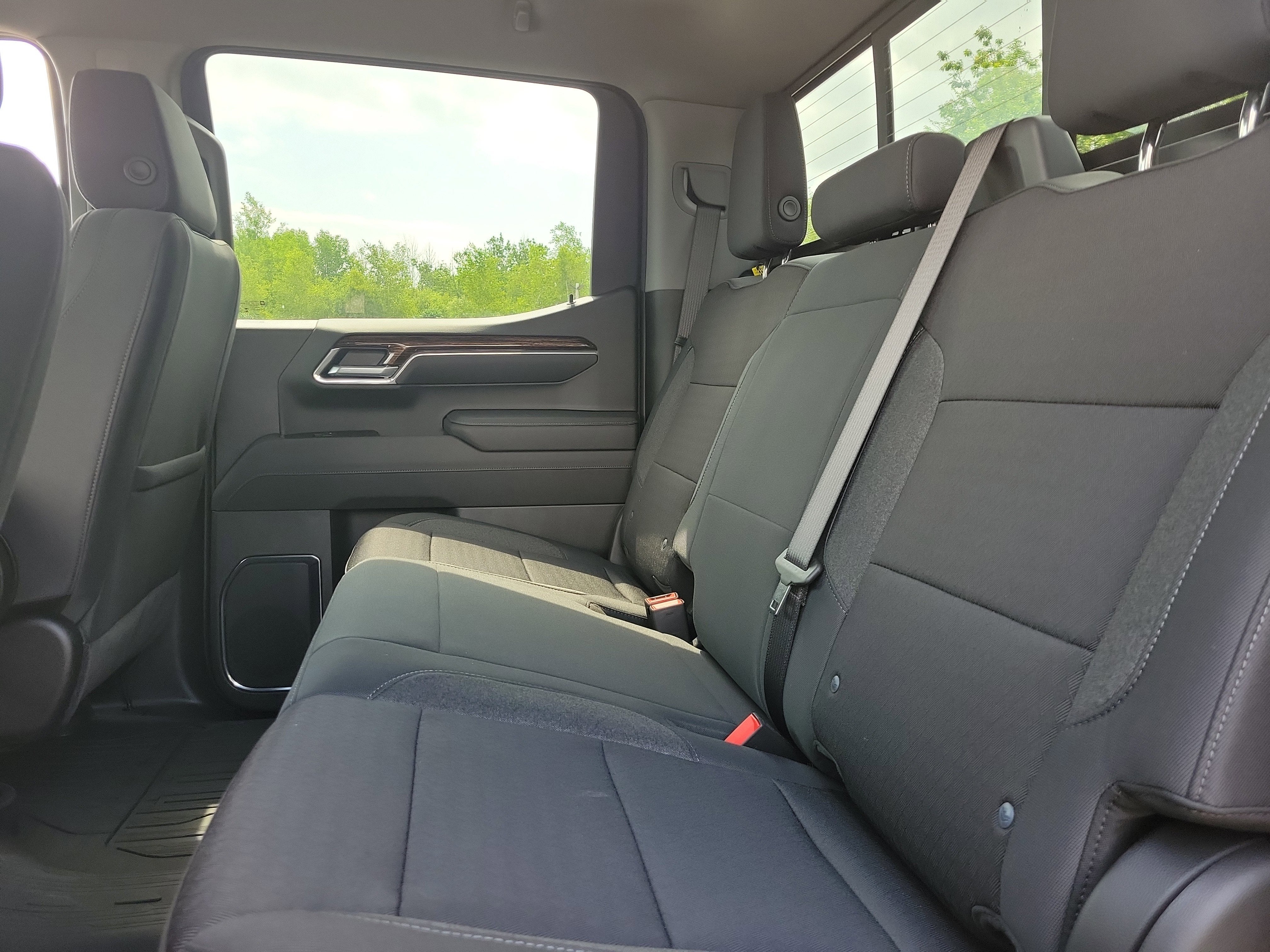 2025 GMC Sierra 1500 SLE