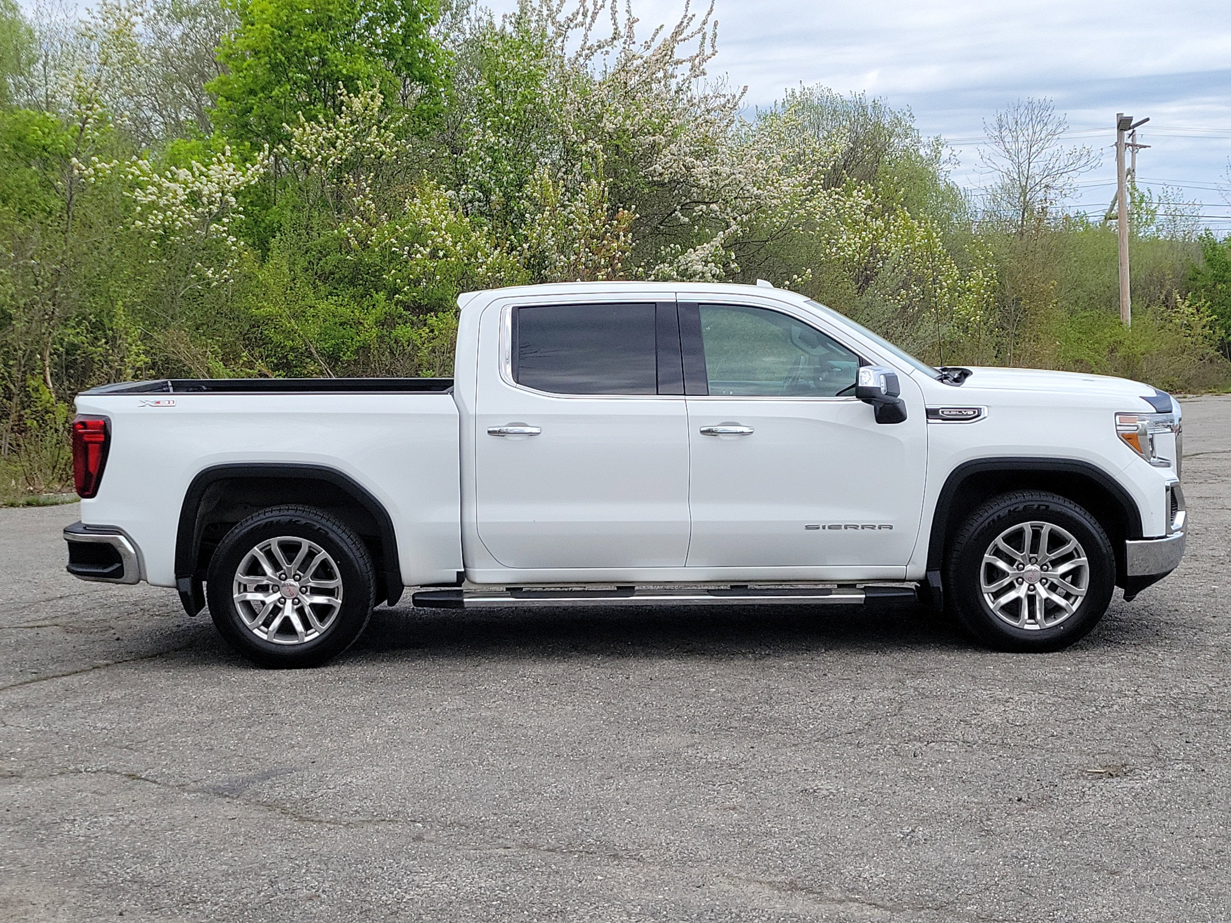 2021 GMC Sierra 1500 SLT
