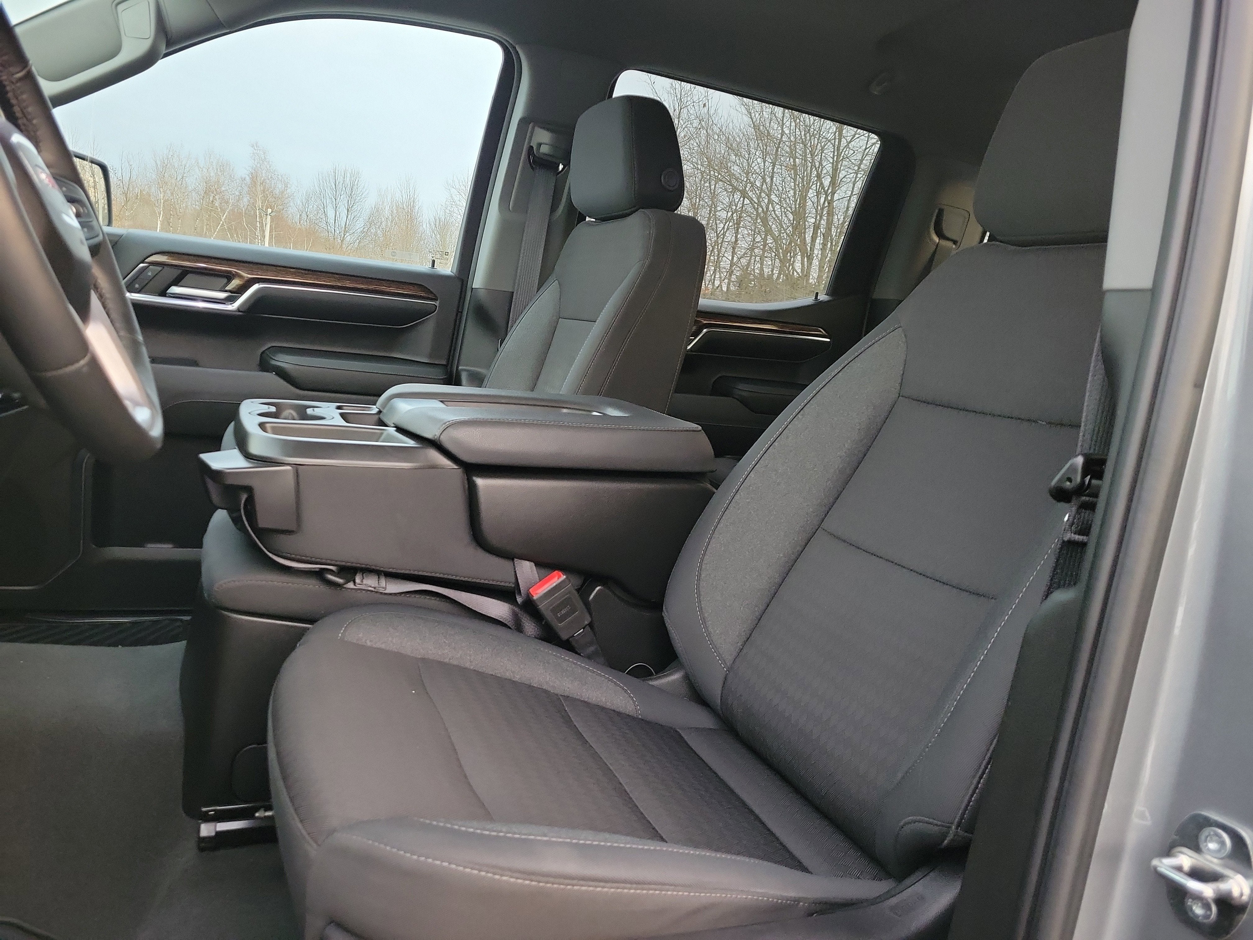 2024 GMC Sierra 1500 SLE