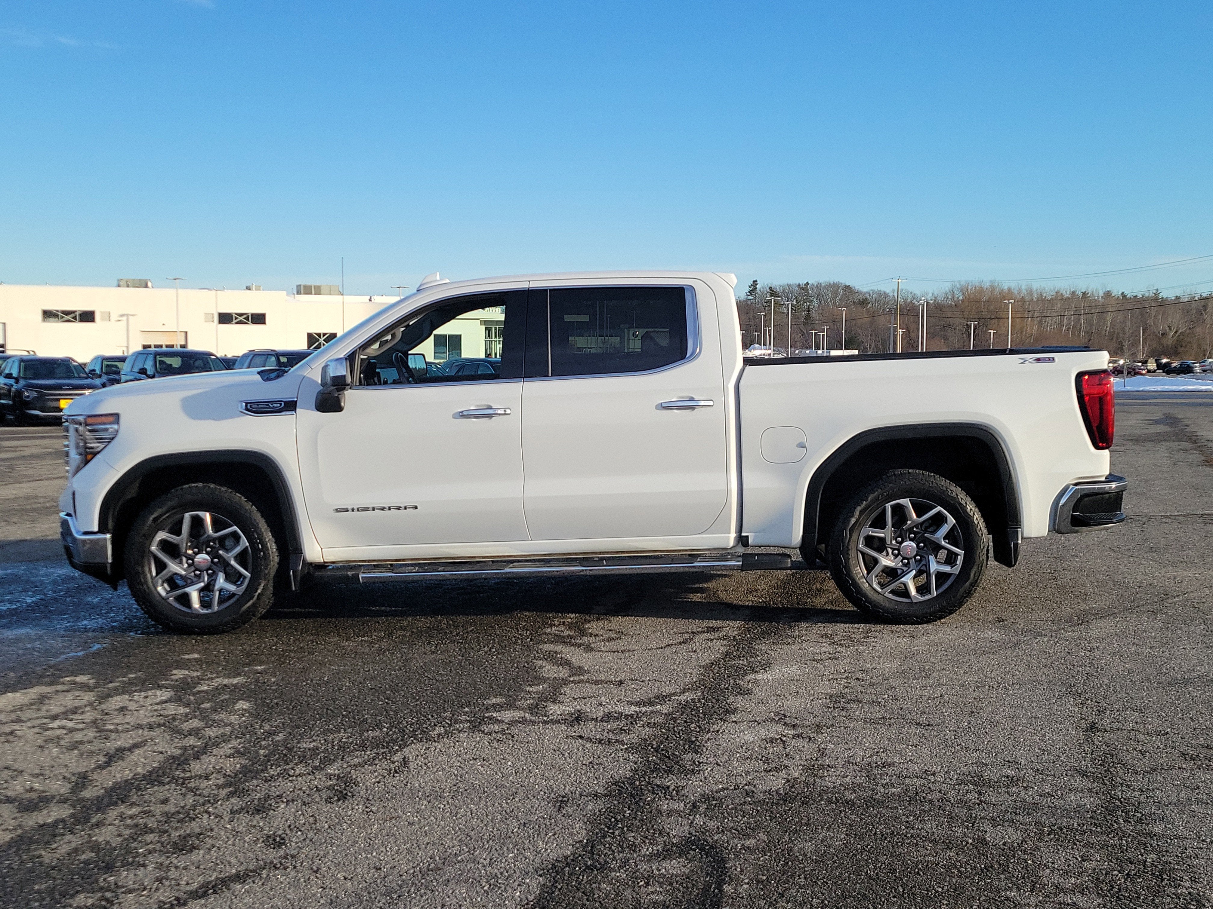 2023 GMC Sierra 1500 SLT
