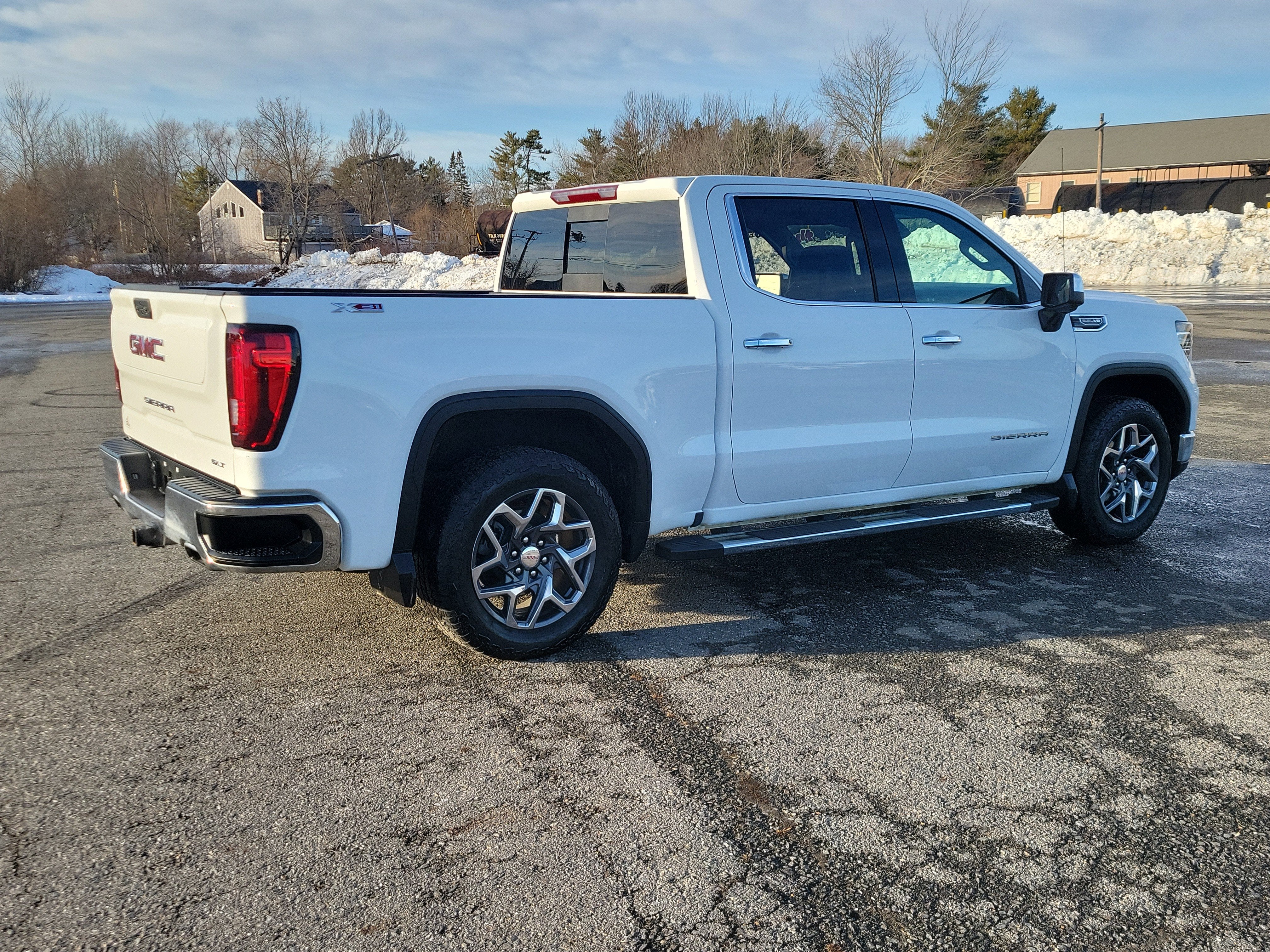 2023 GMC Sierra 1500 SLT
