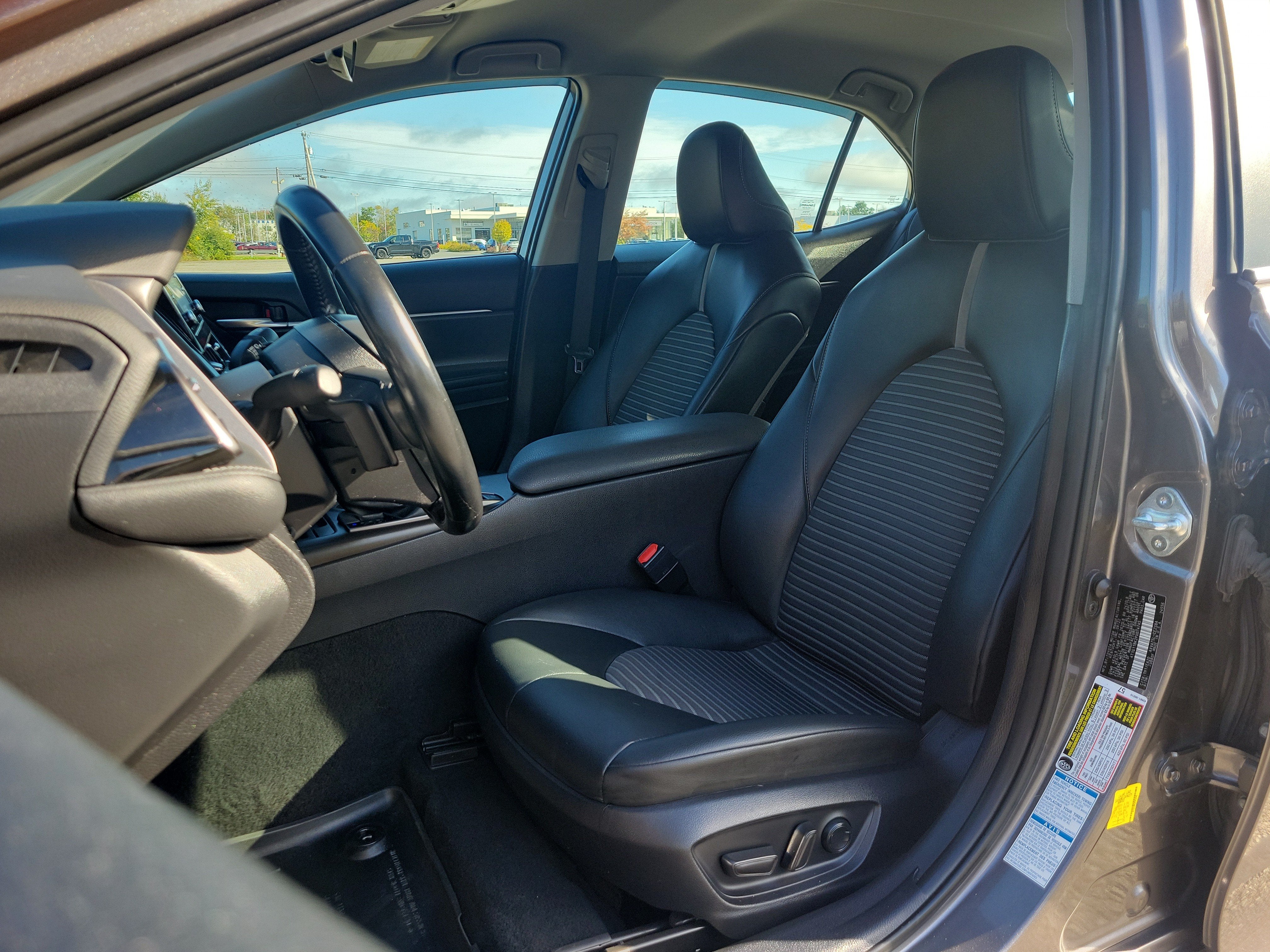 2023 Toyota Camry SE AWD