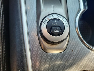 2018 Nissan Pathfinder SL