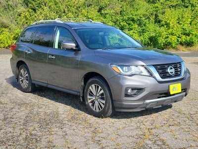 2018 Nissan Pathfinder SL