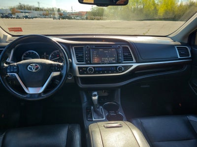 2016 Toyota Highlander Limited V6