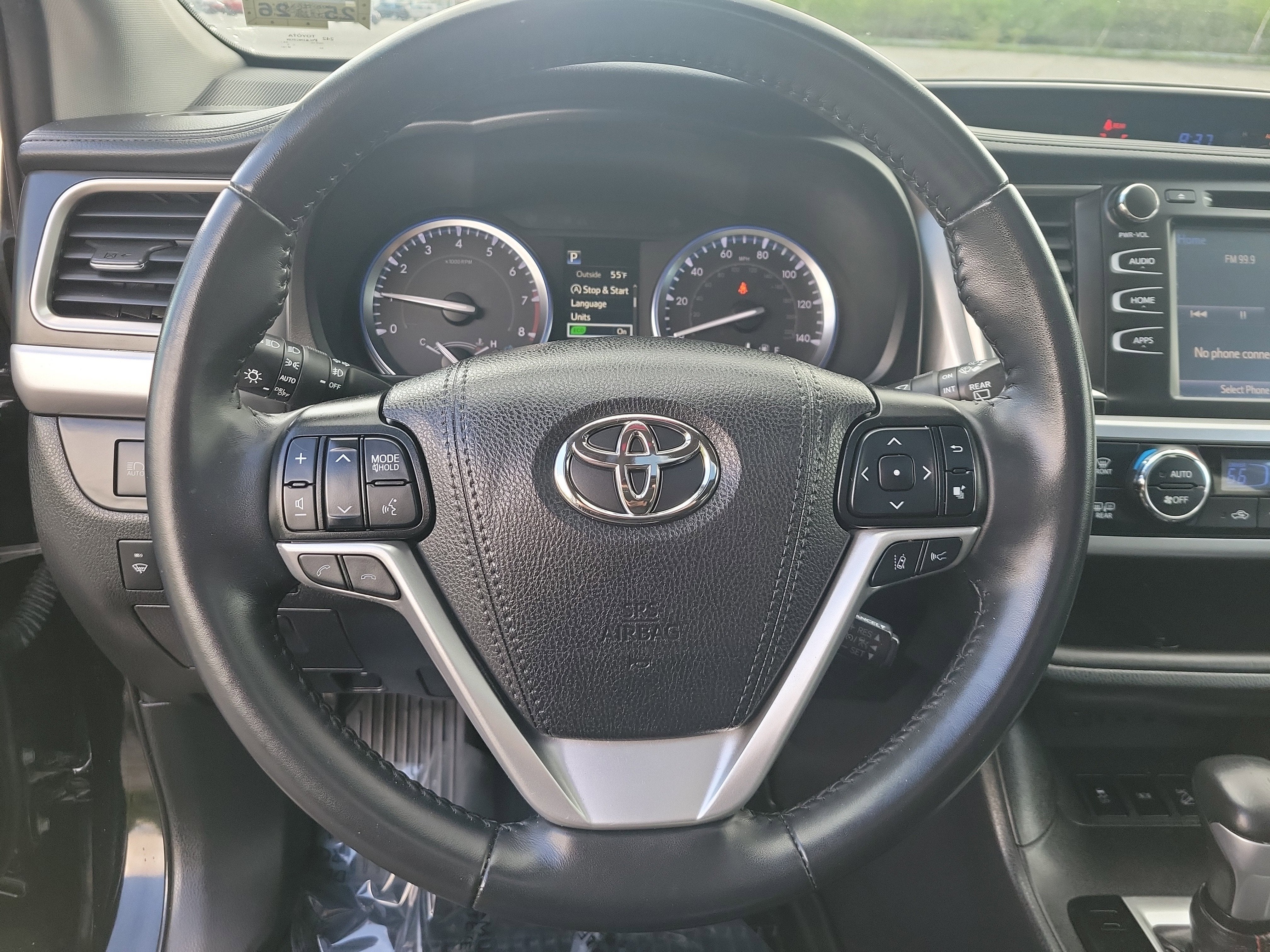 2019 Toyota Highlander SE