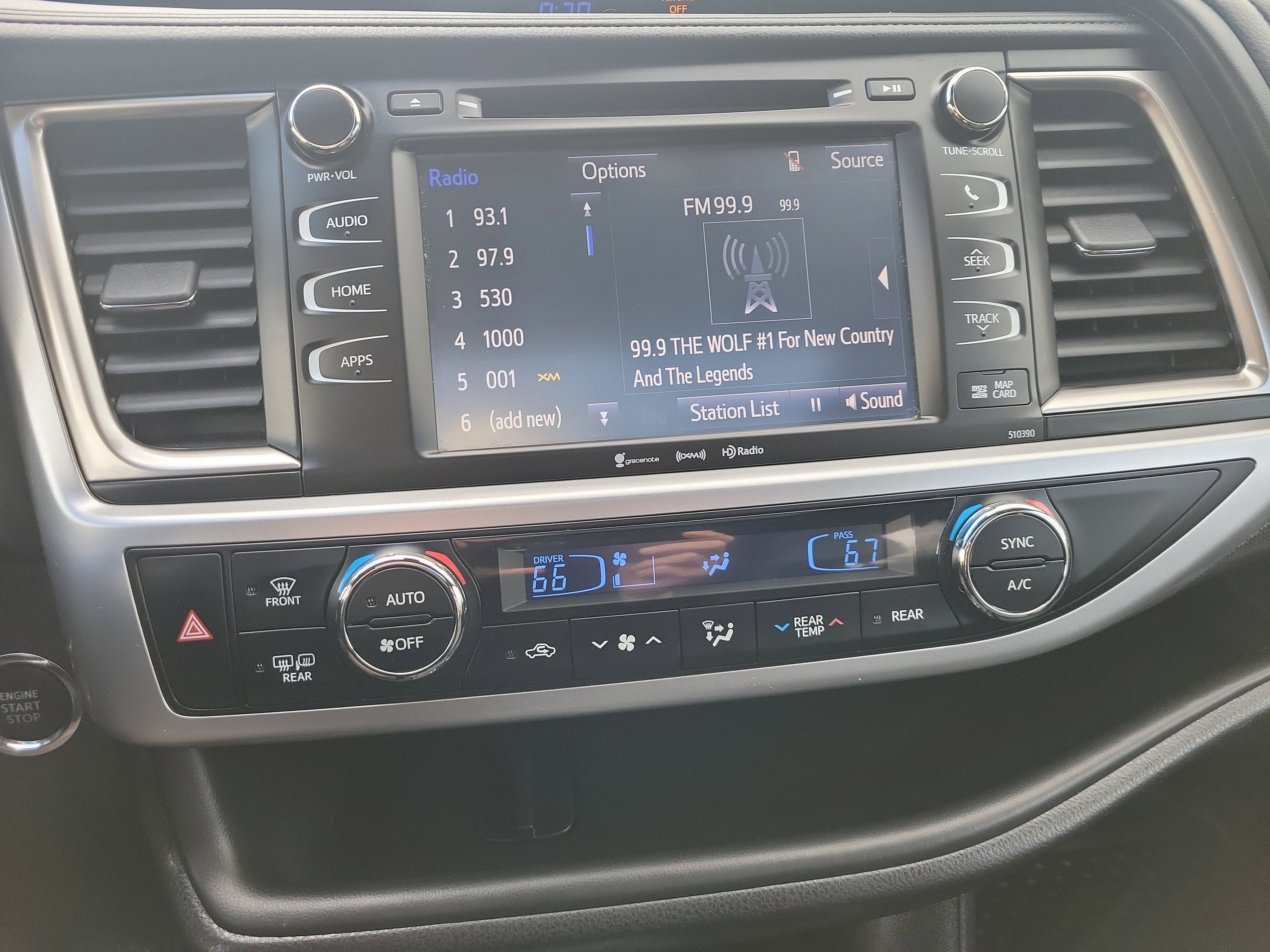 2019 Toyota Highlander SE
