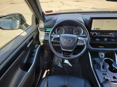 2023 Toyota Highlander XSE