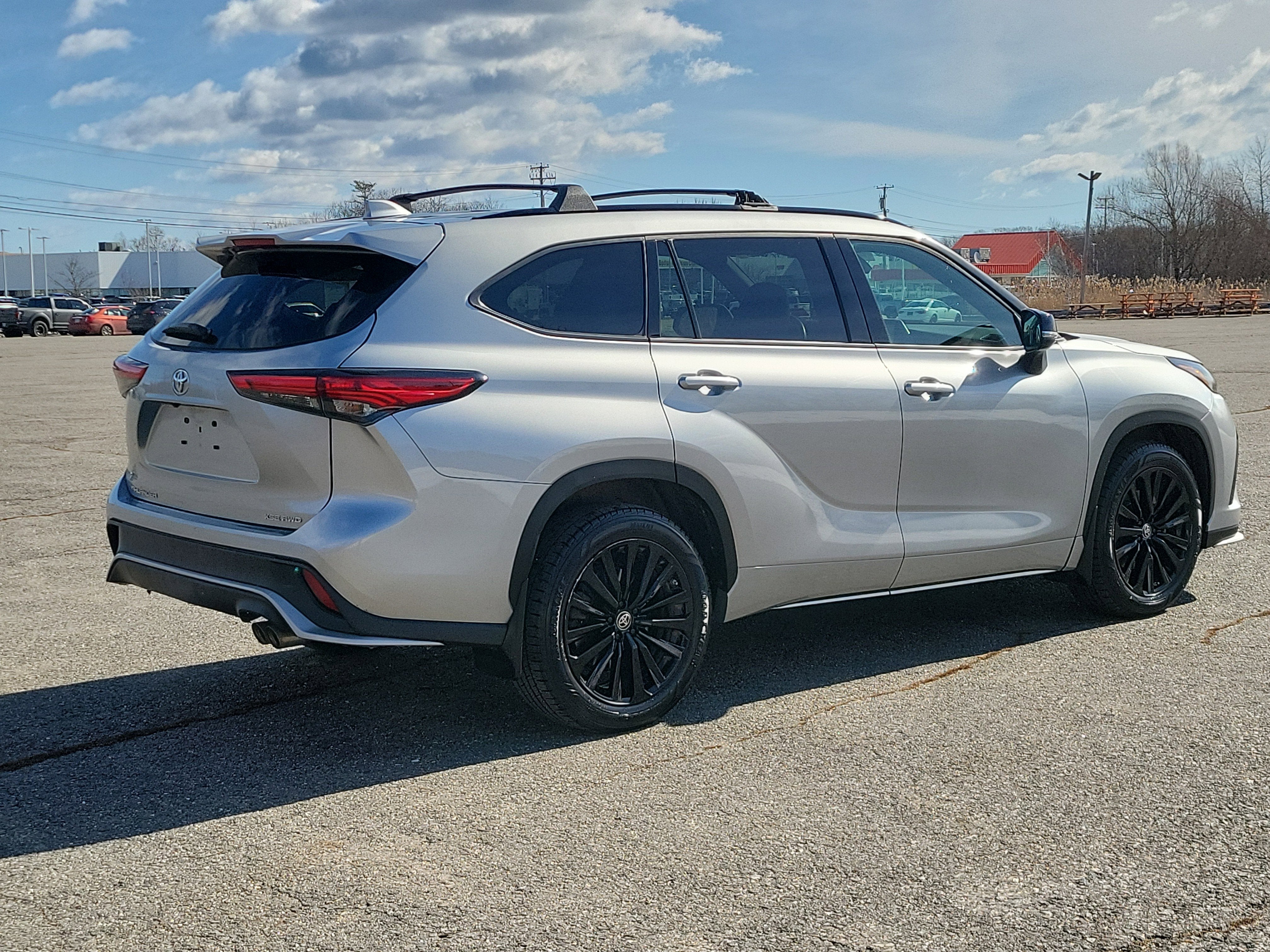 2023 Toyota Highlander XSE
