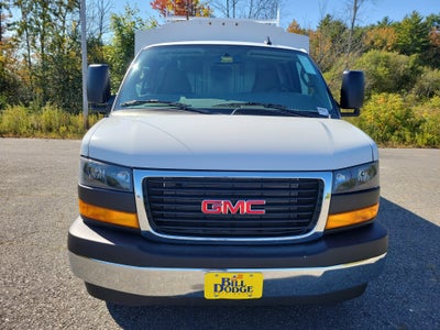 2025 GMC Savana Cutaway 3500 1WT