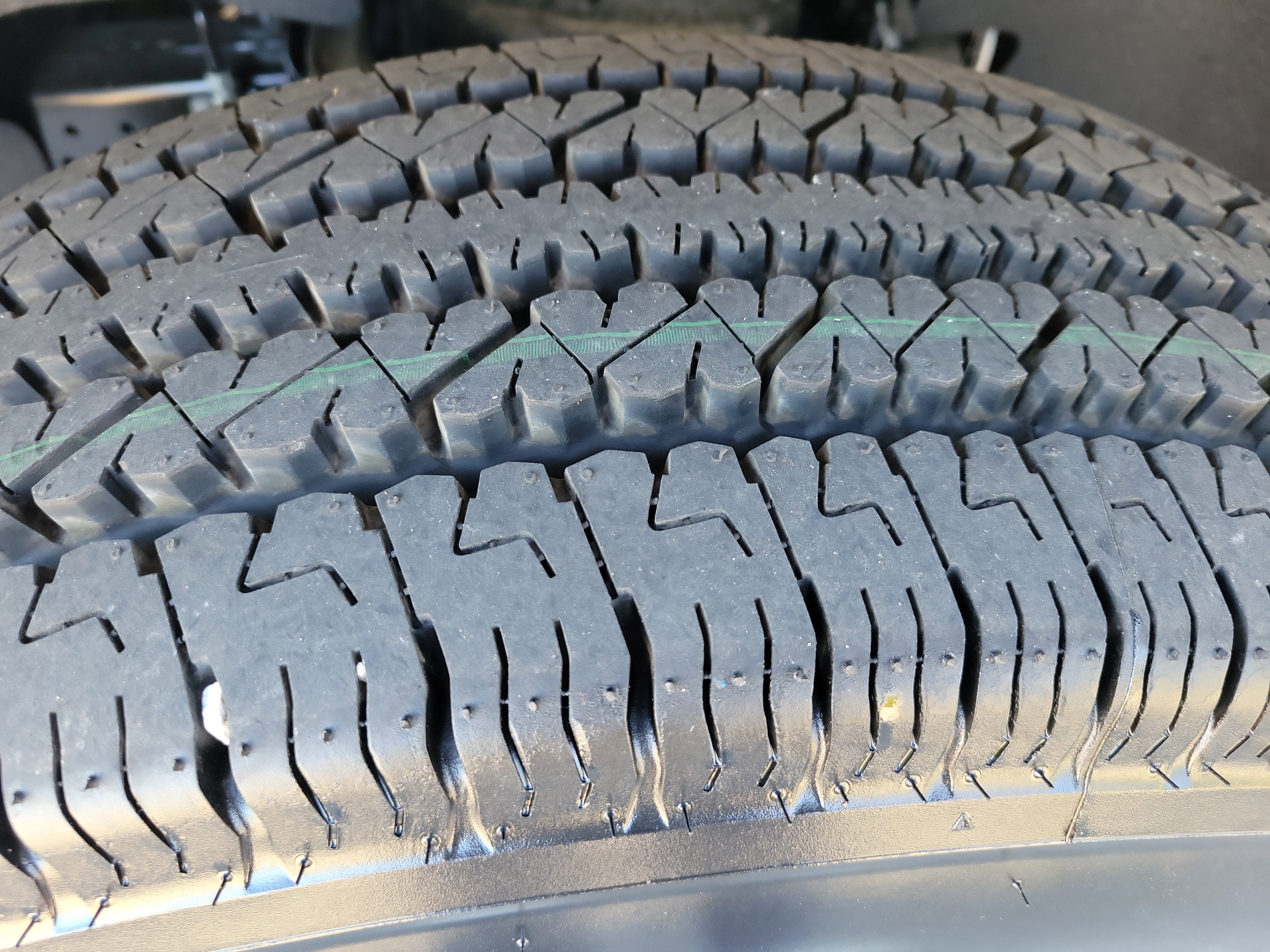 2025 GMC Savana Cutaway 3500 1WT