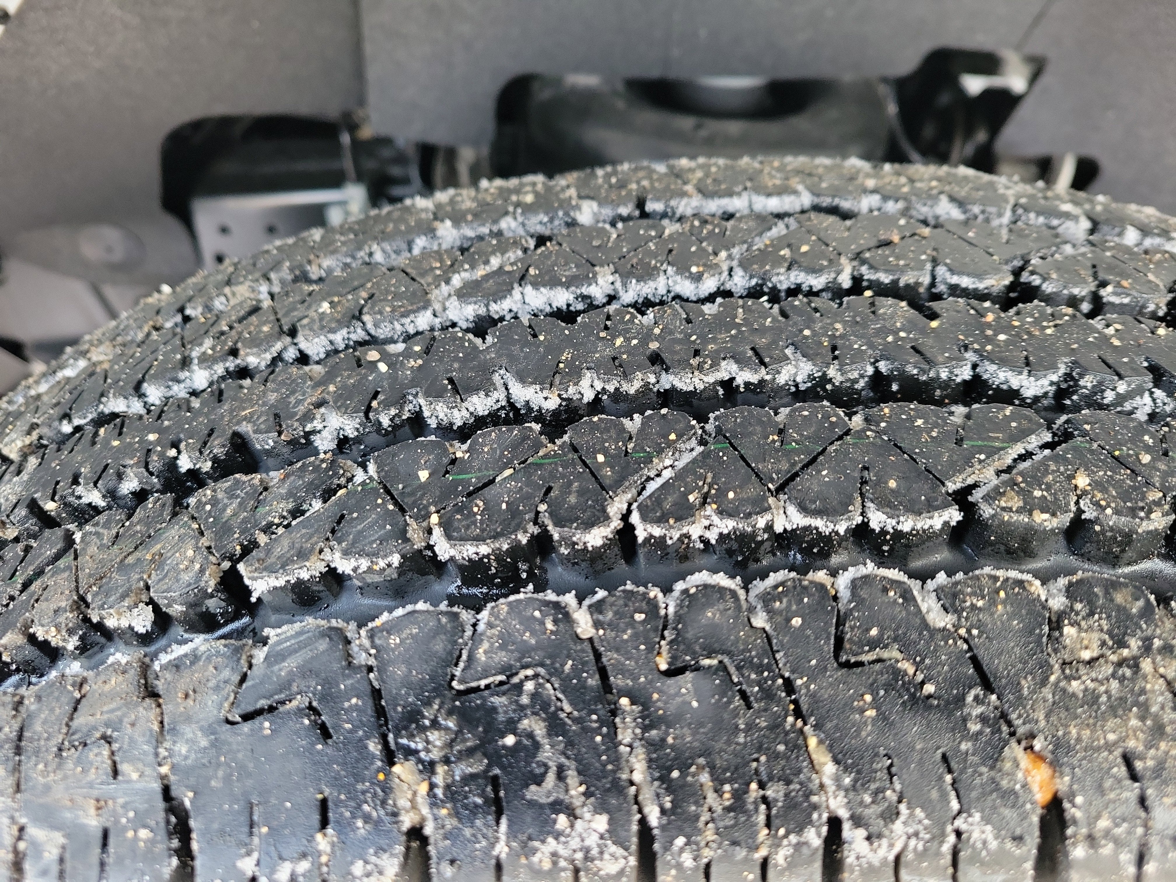 2025 GMC Savana Cutaway 3500 1WT