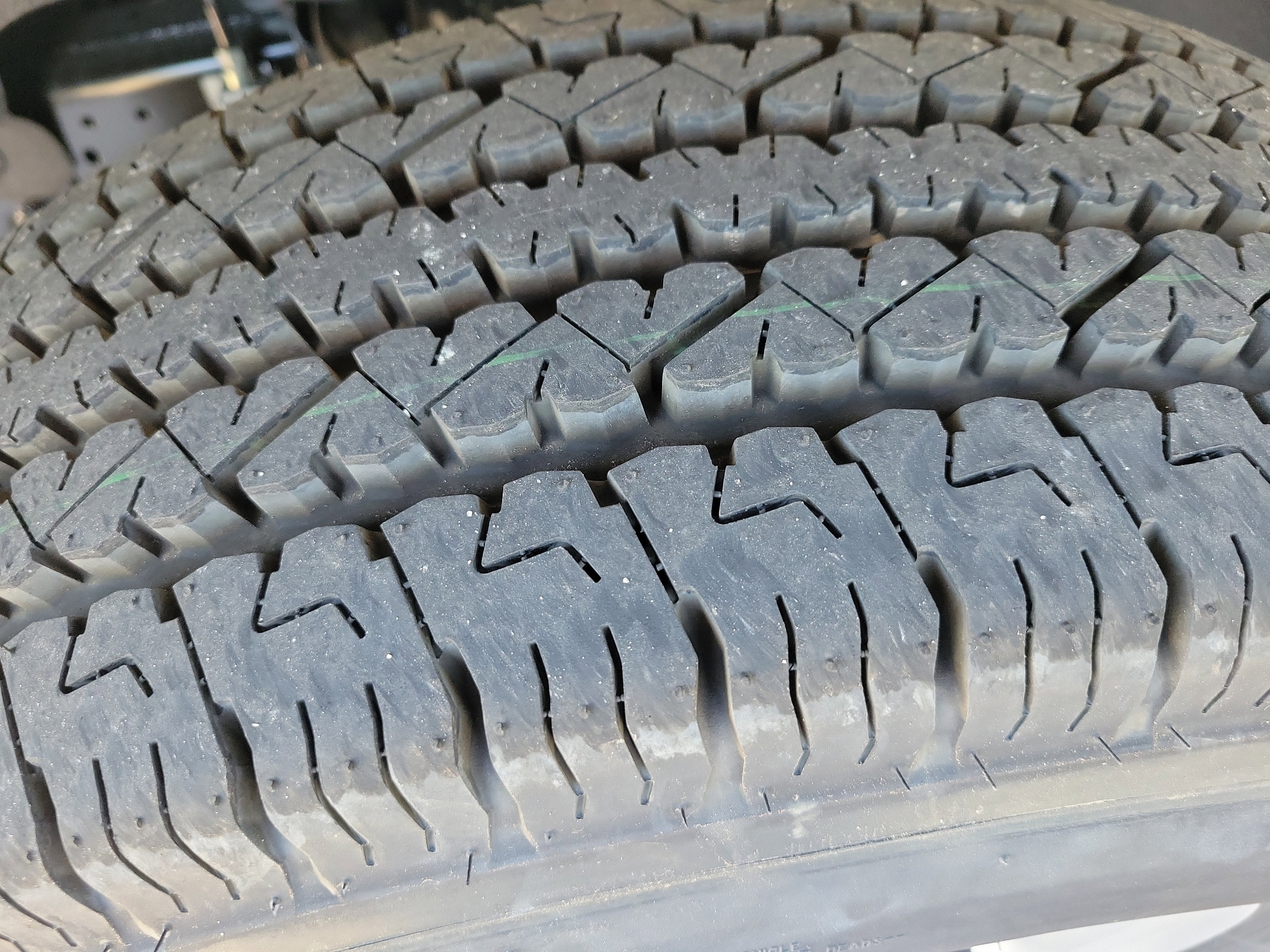 2025 GMC Savana Cutaway 3500 1WT