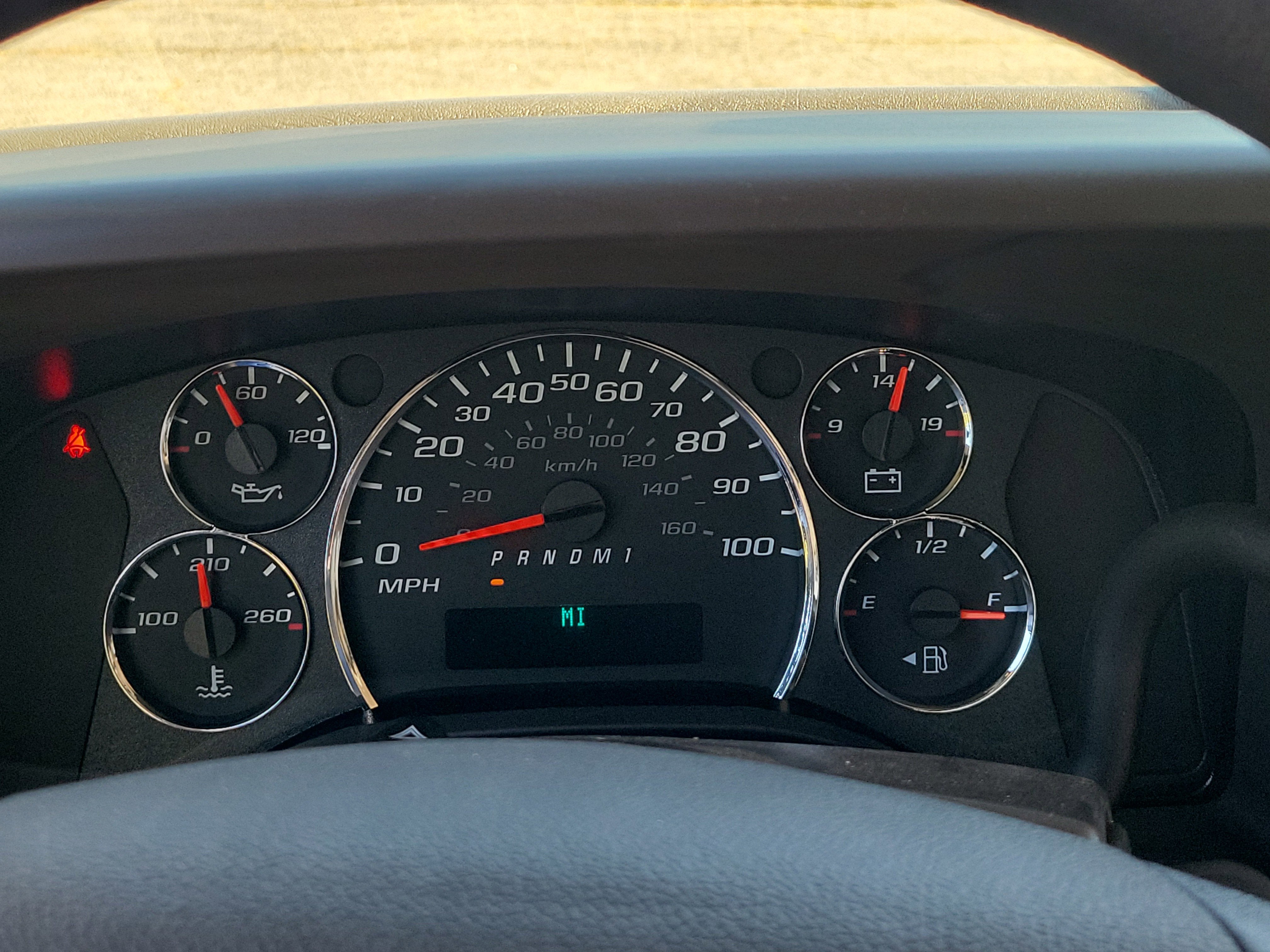 2025 GMC Savana Cutaway 3500 1WT