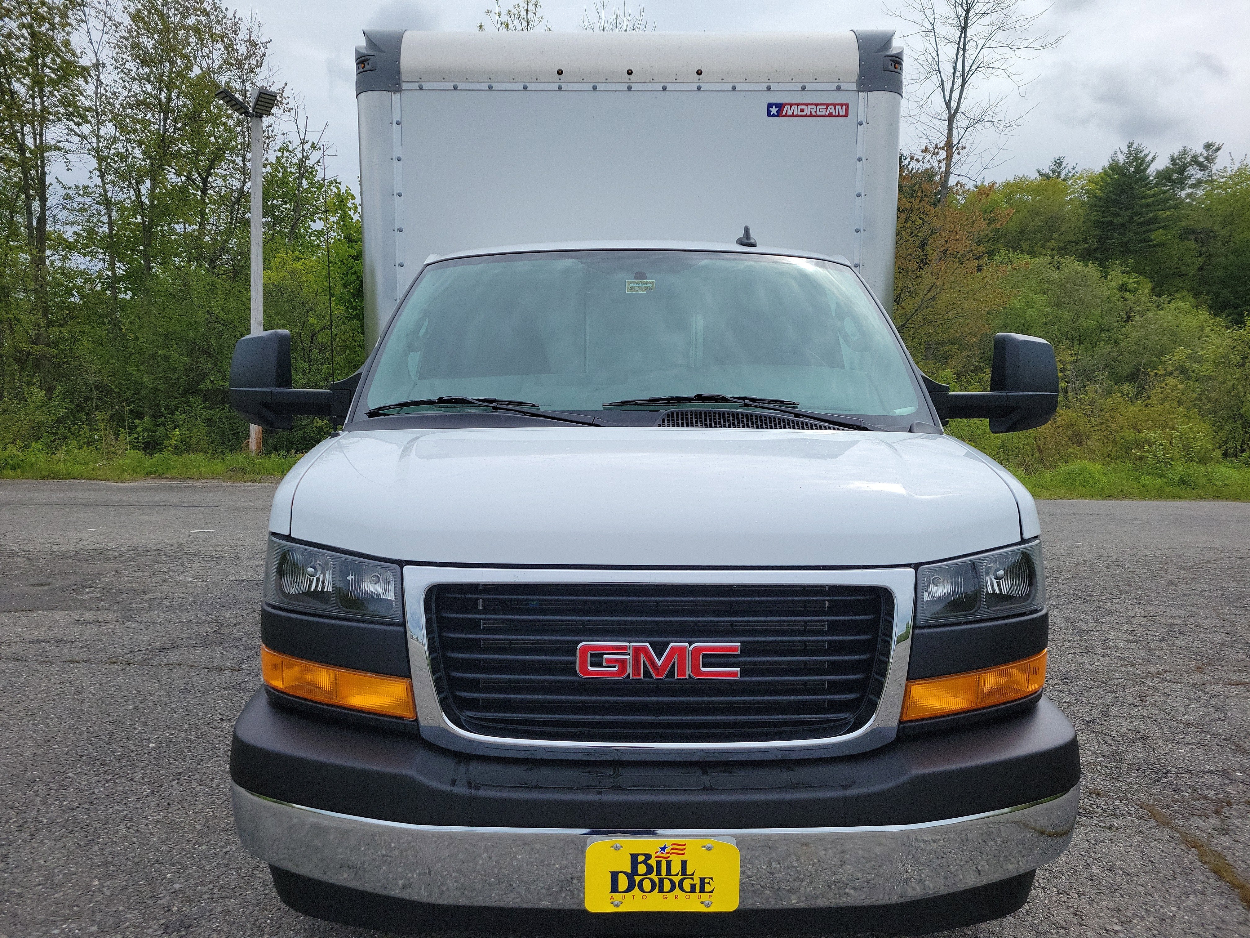 2025 GMC Savana Cutaway 3500 1WT