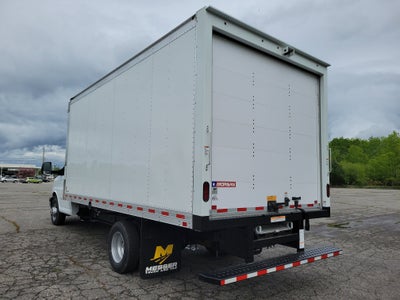 2025 GMC Savana Cutaway 3500 1WT