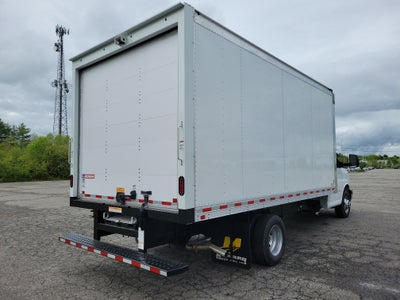 2025 GMC Savana Cutaway 3500 1WT